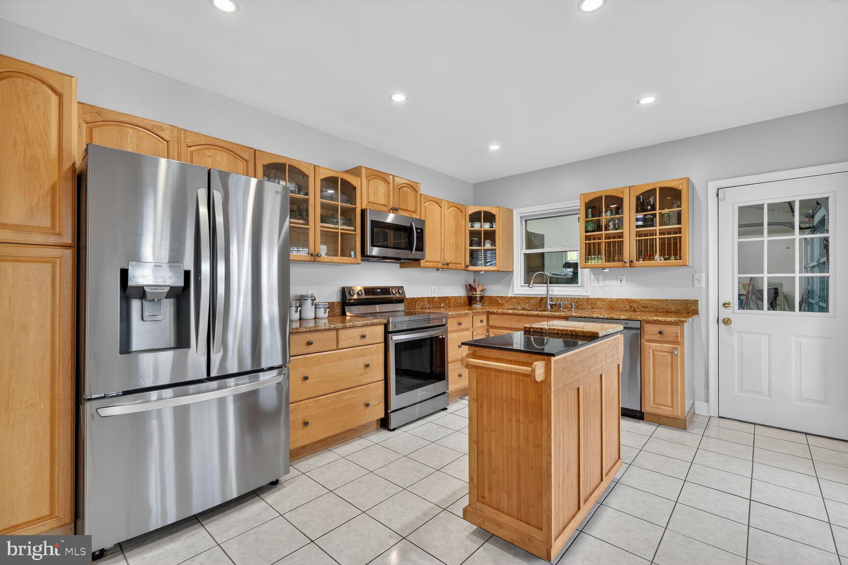 ROSE HILL FARMS - Residential