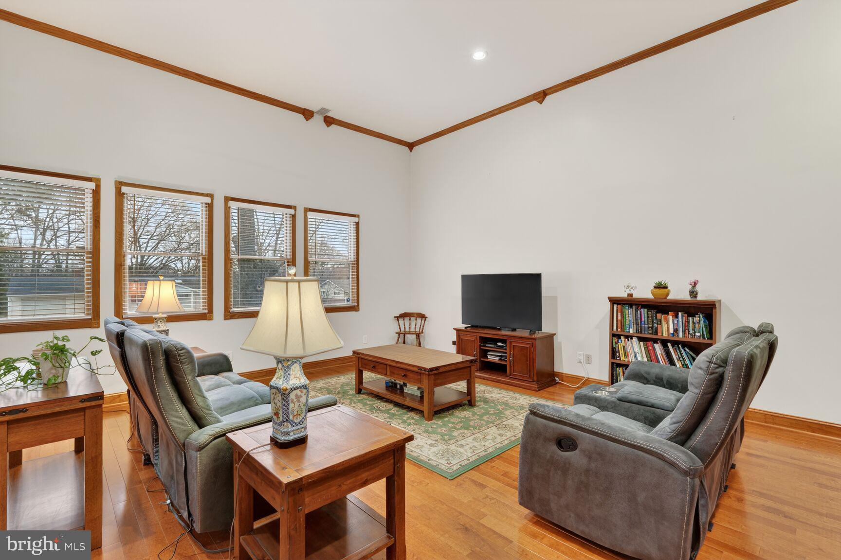 ROSE HILL FARMS - Residential