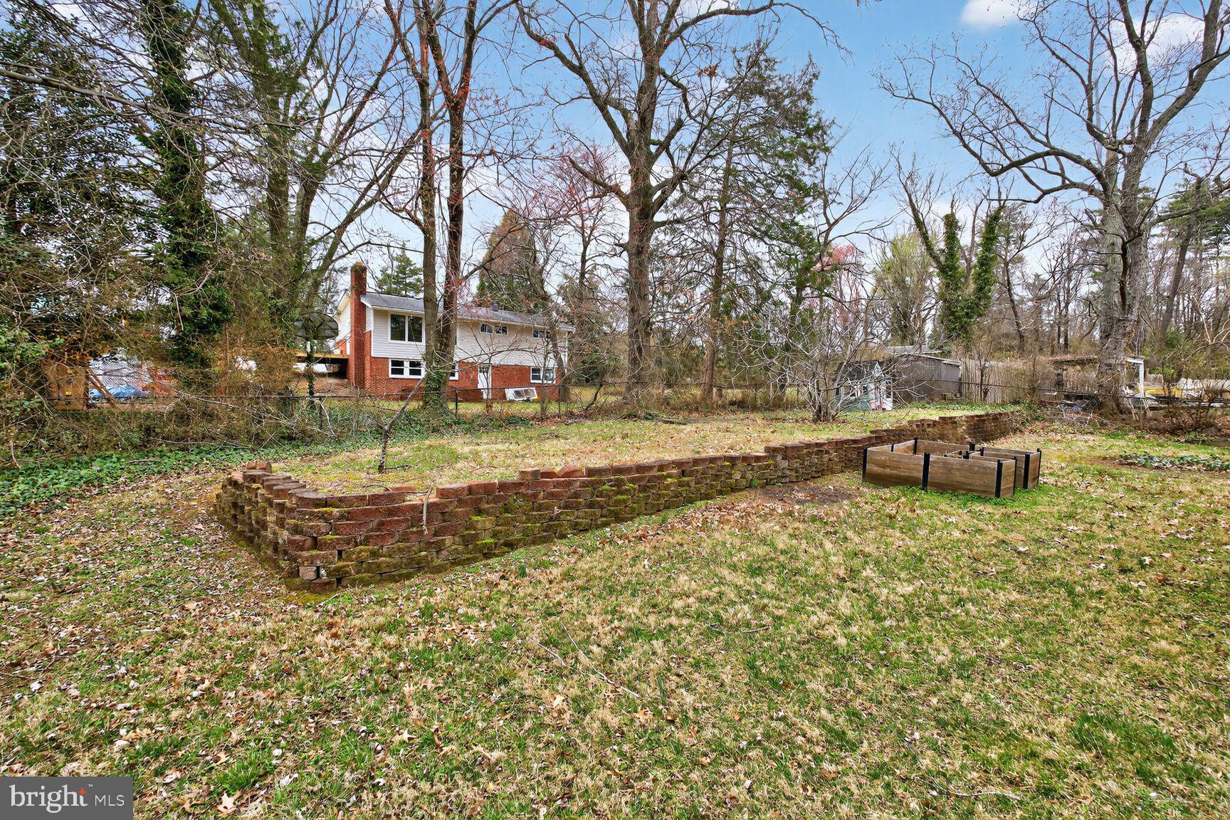 ROSE HILL FARMS - Residential