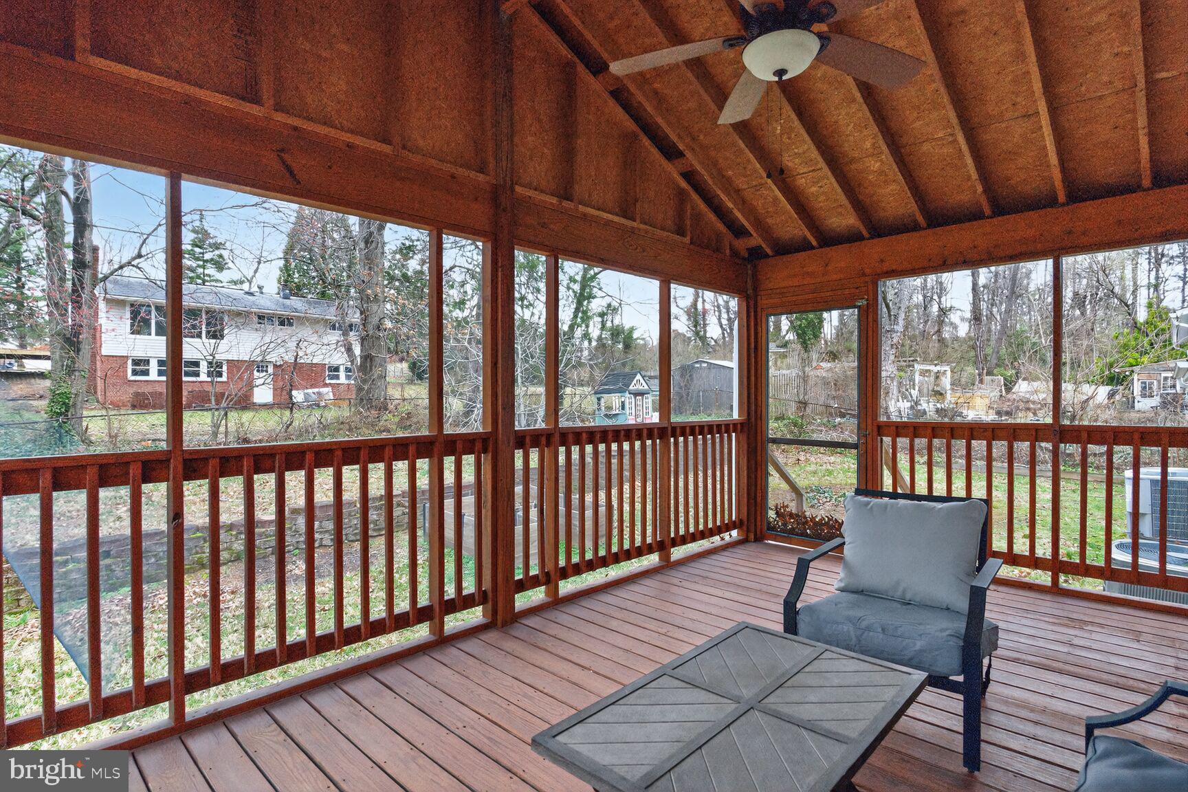 ROSE HILL FARMS - Residential