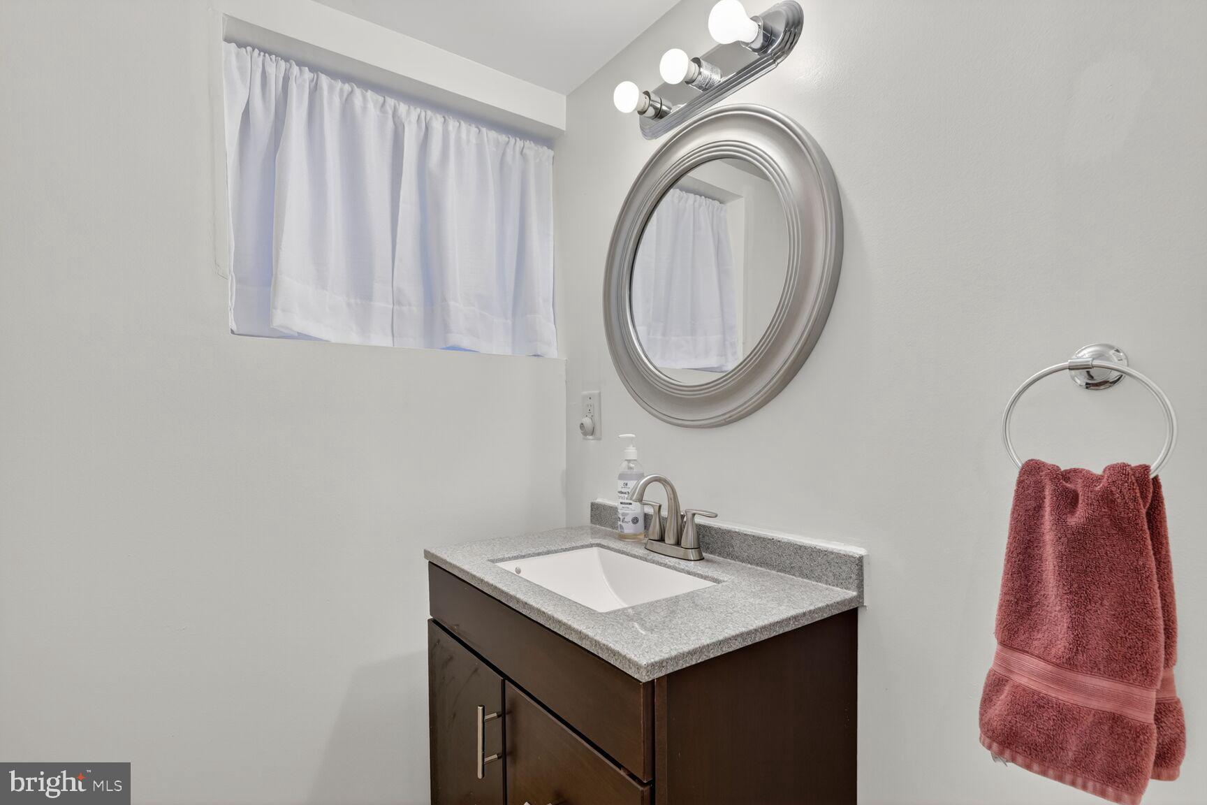 ROSE HILL FARMS - Residential