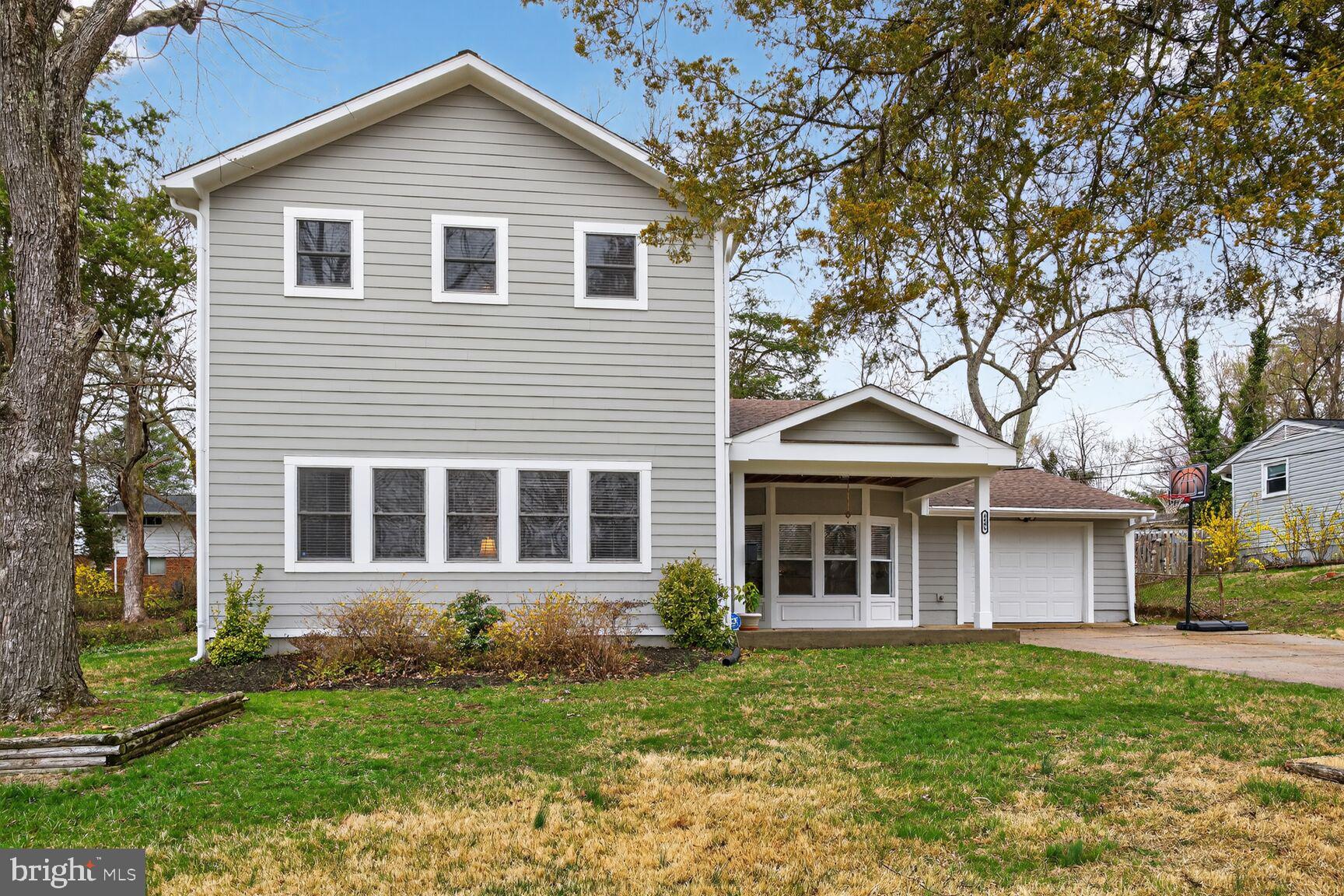 ROSE HILL FARMS - Residential