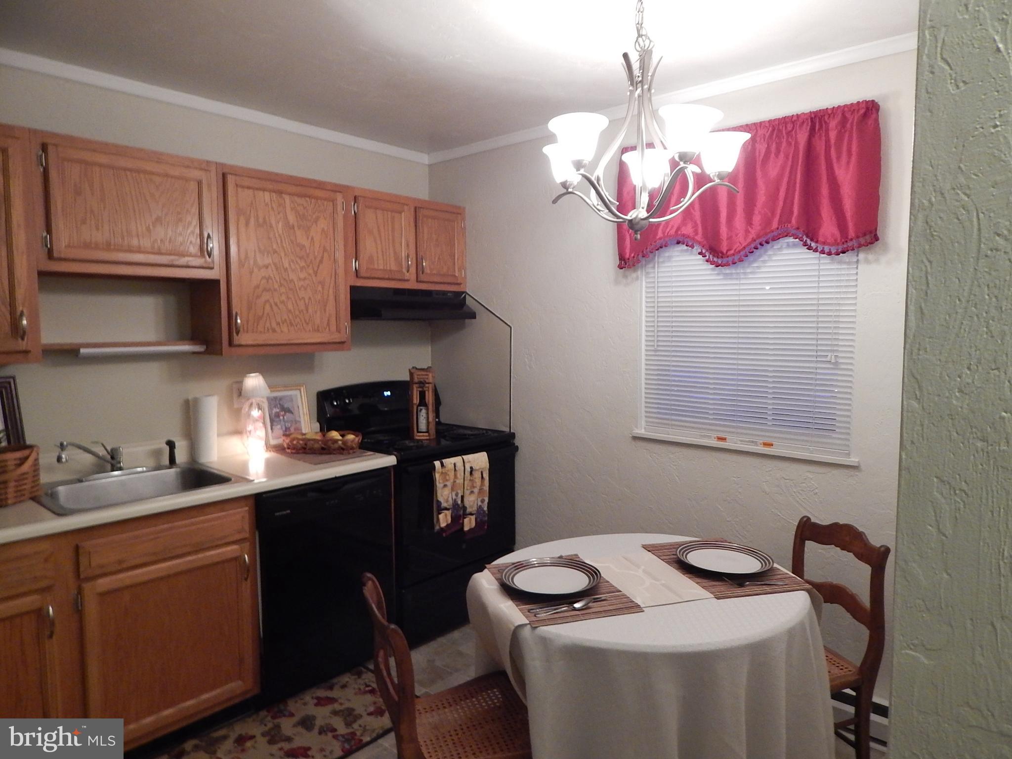 WESTGATE MANOR - Residential