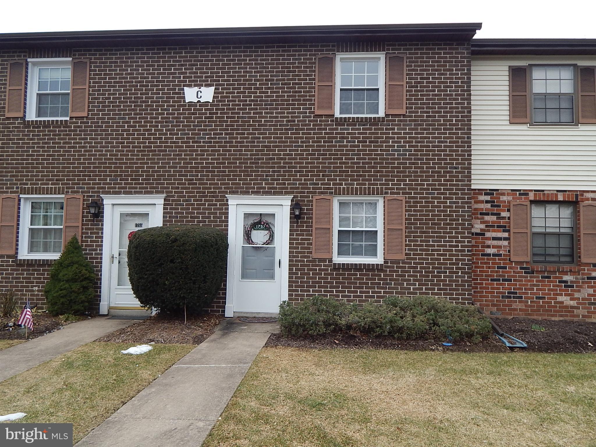 WESTGATE MANOR - Residential