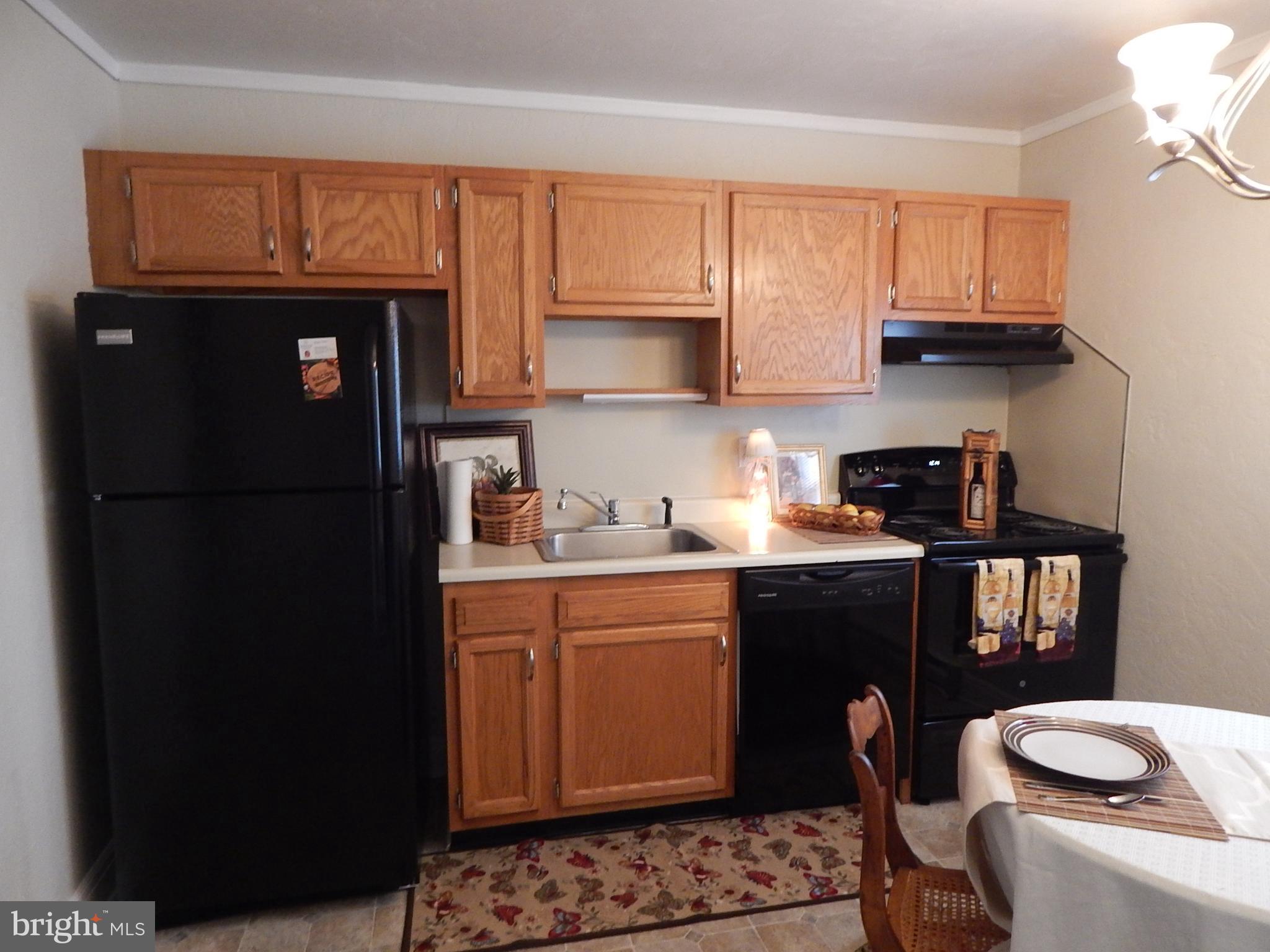 WESTGATE MANOR - Residential