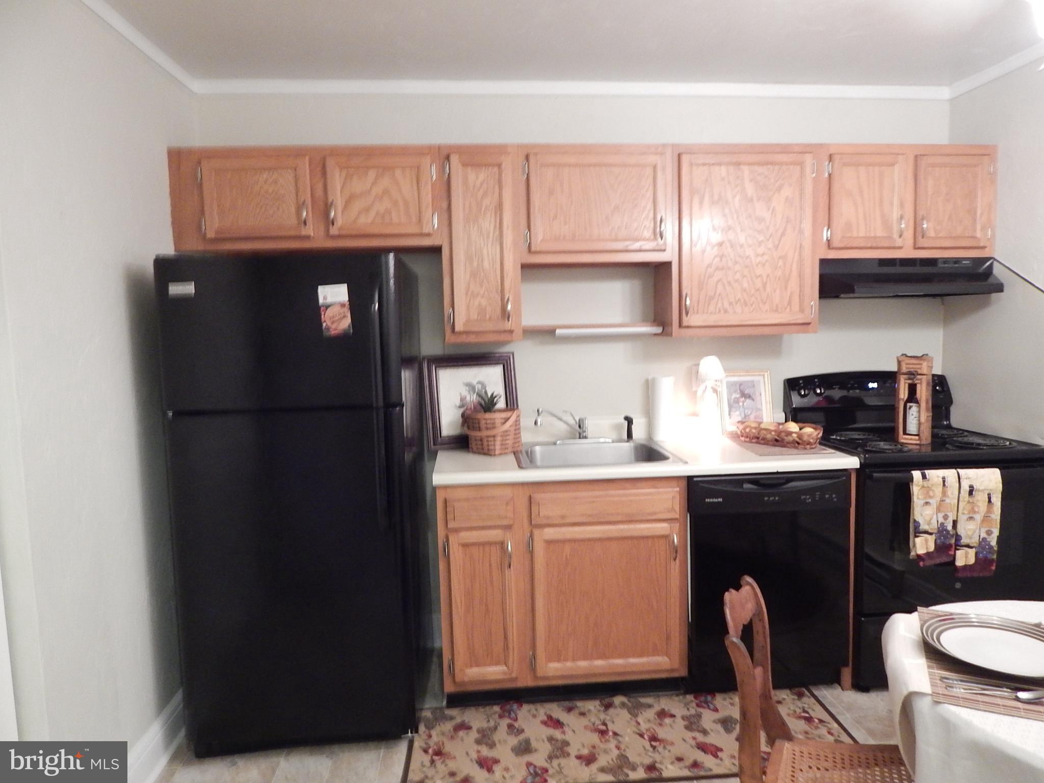 WESTGATE MANOR - Residential