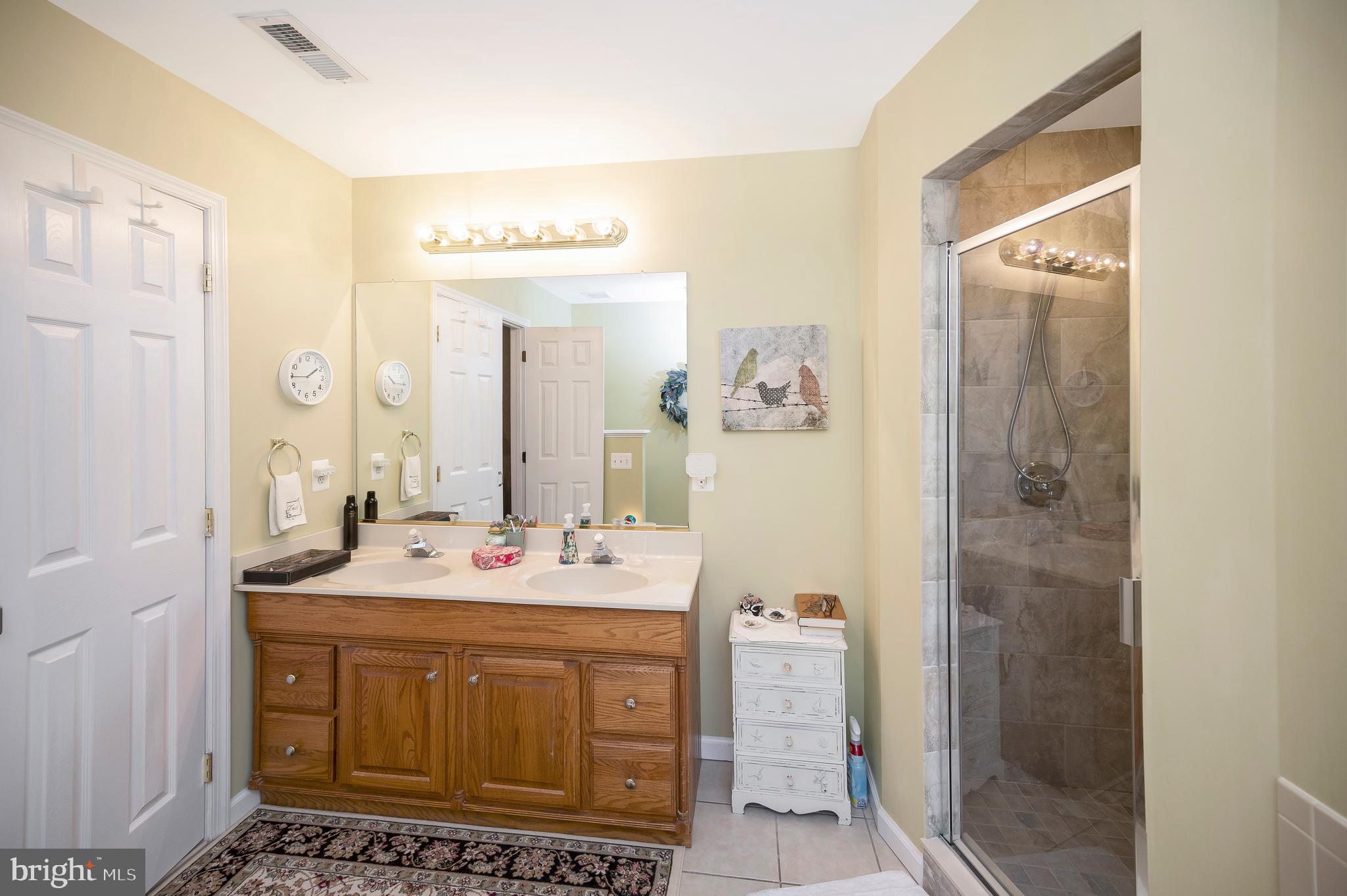 ROSE HILL FARMS - Residential