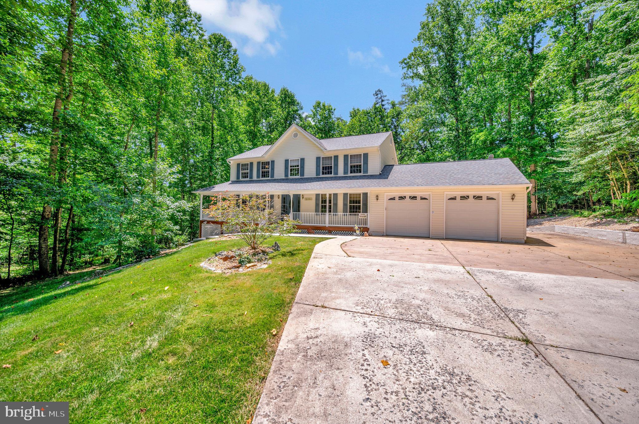 ROSE HILL FARMS - Residential