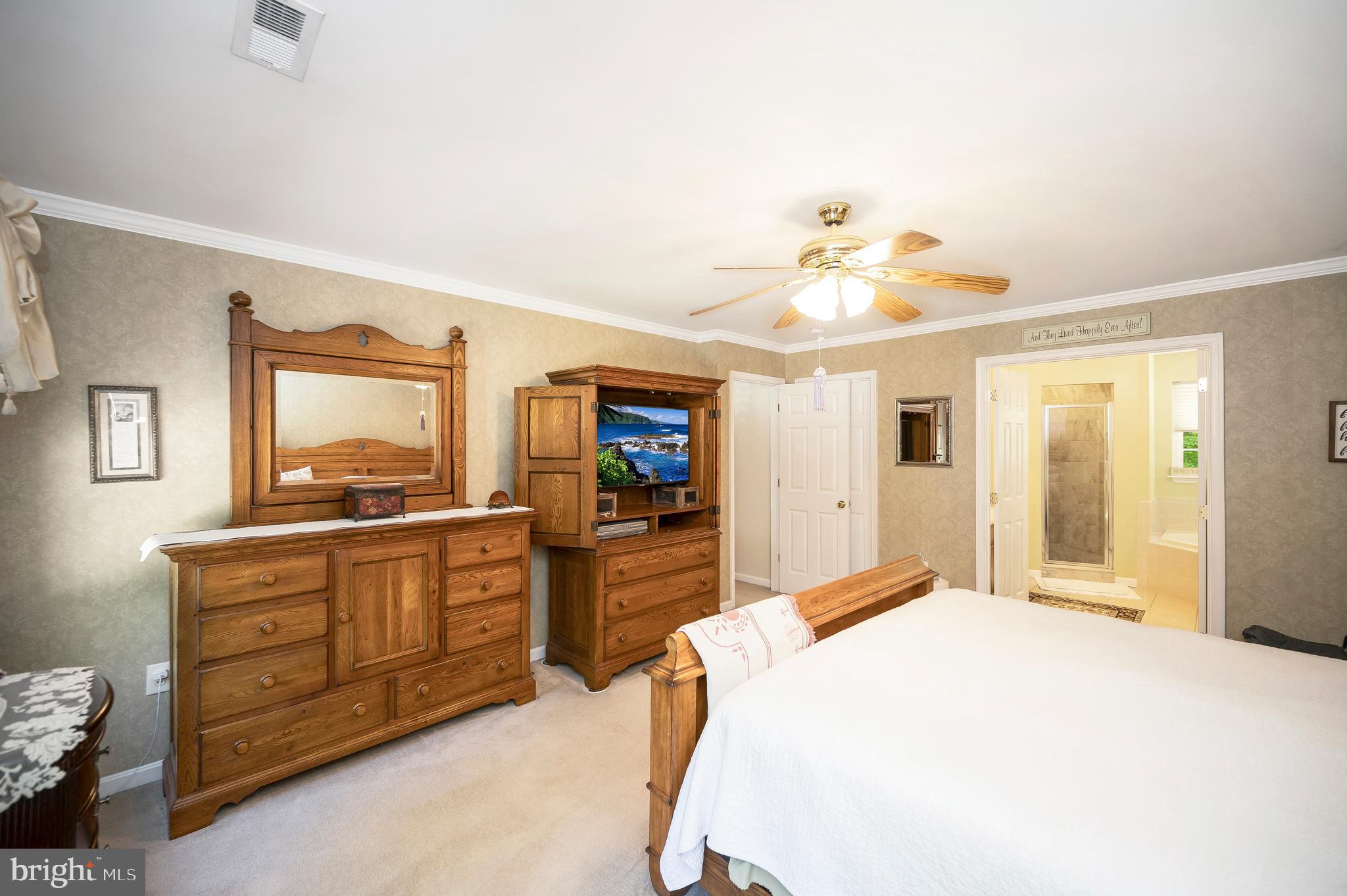 ROSE HILL FARMS - Residential