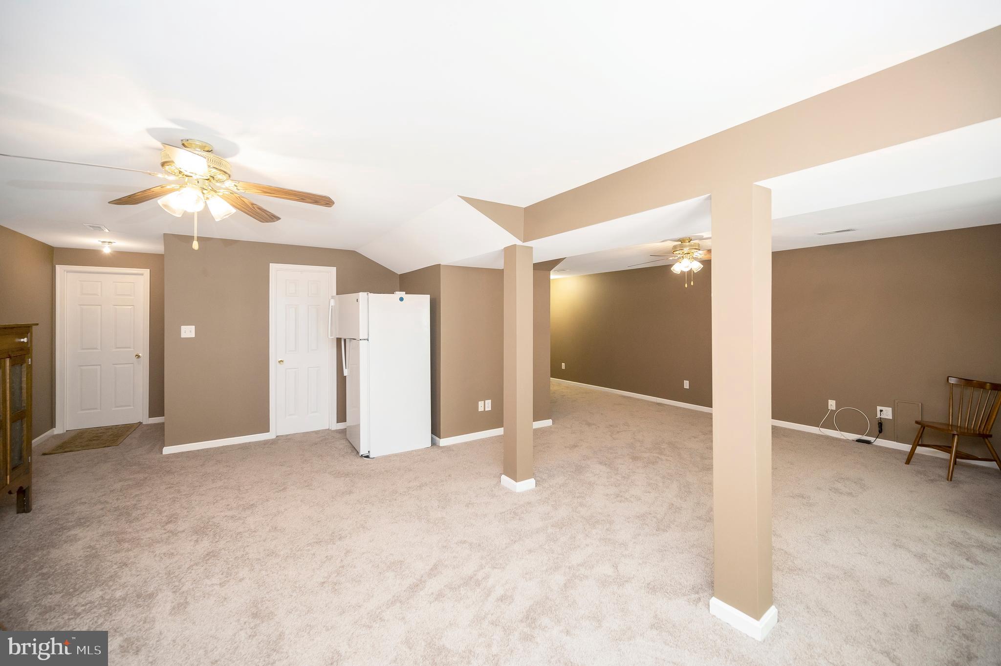 ROSE HILL FARMS - Residential