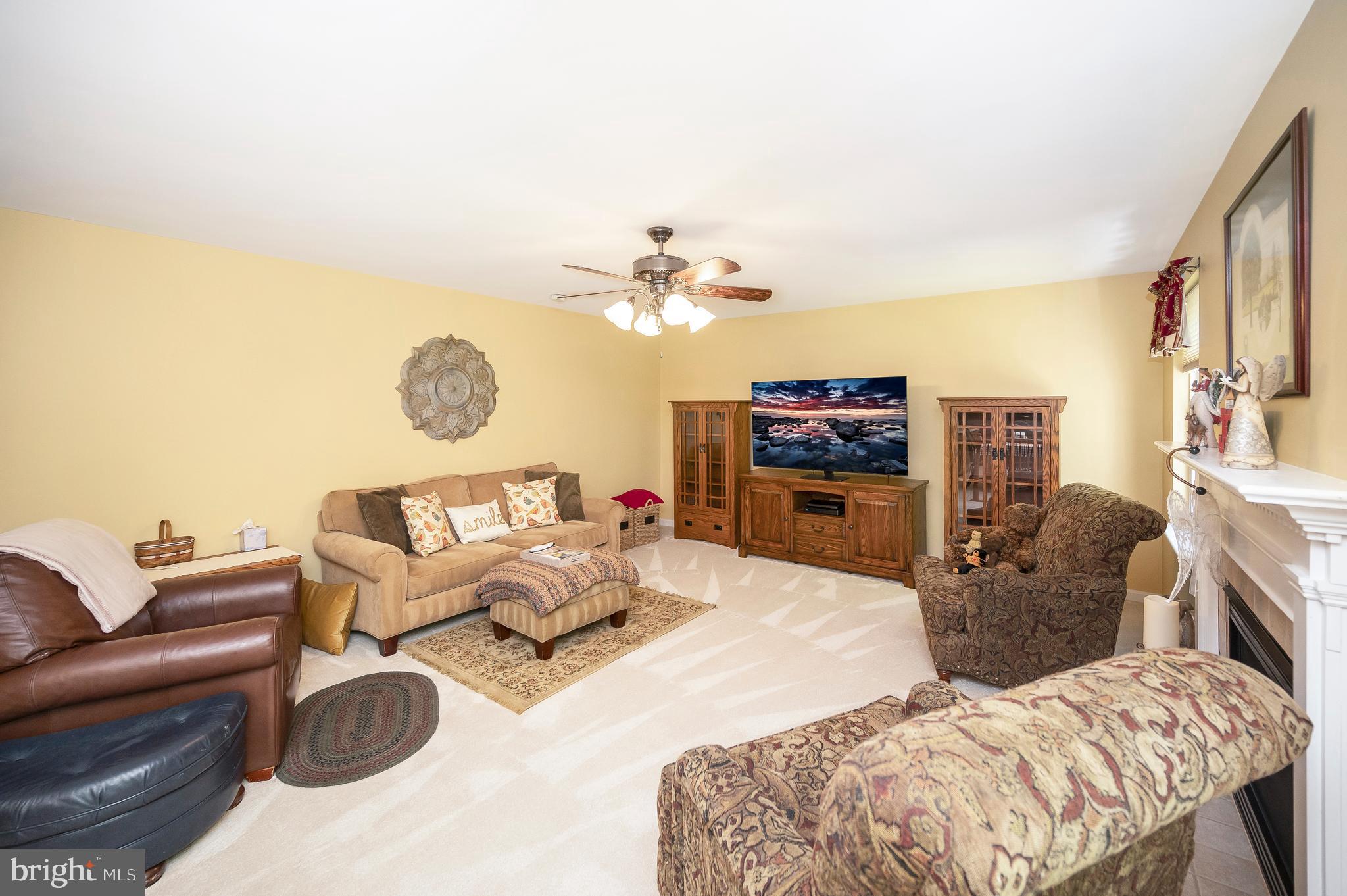 ROSE HILL FARMS - Residential