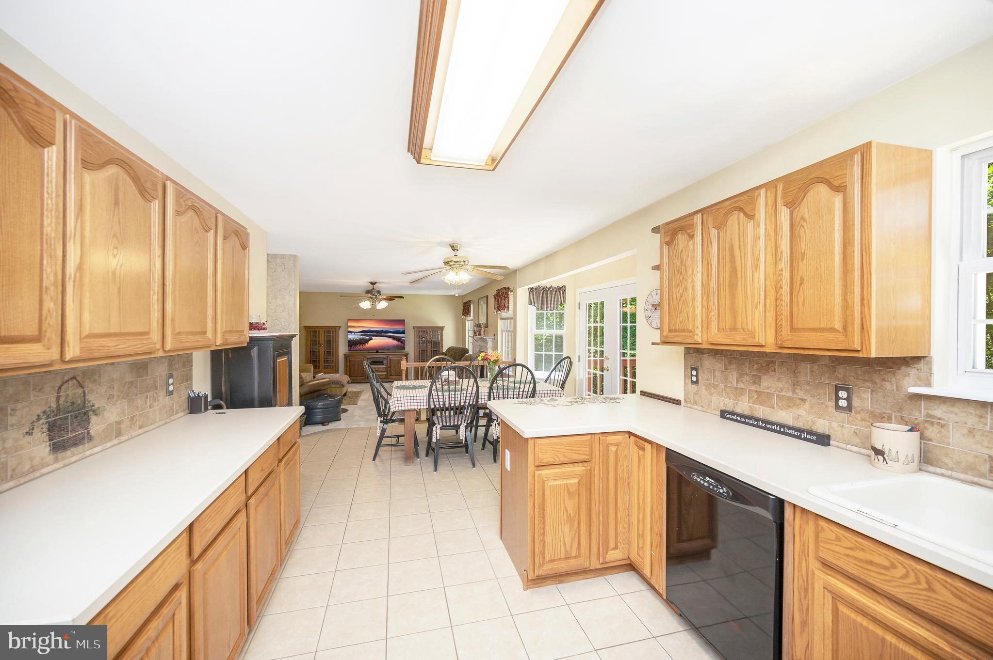 ROSE HILL FARMS - Residential