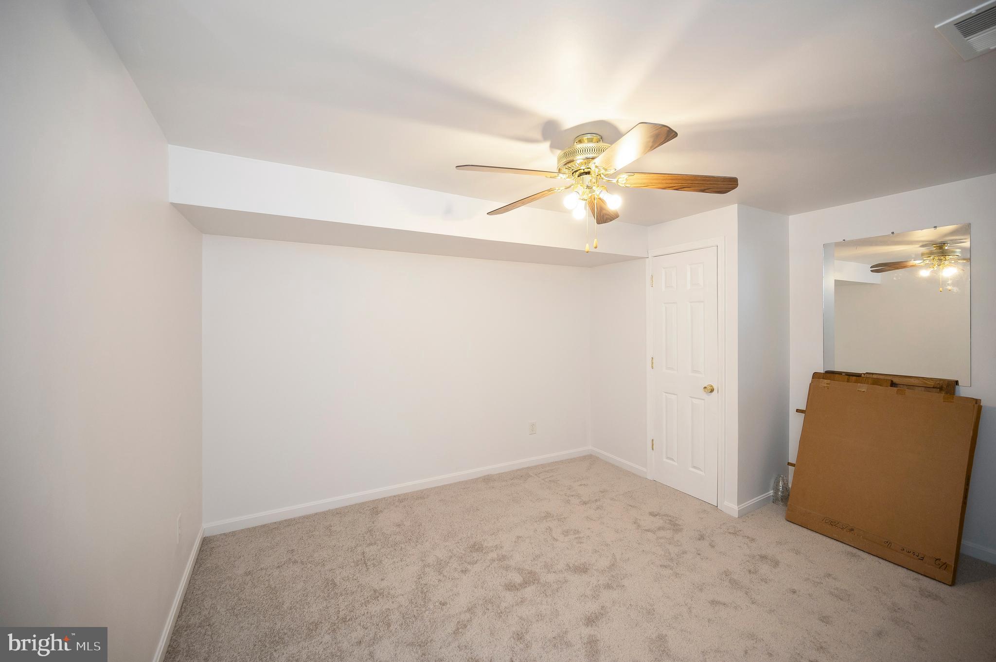 ROSE HILL FARMS - Residential