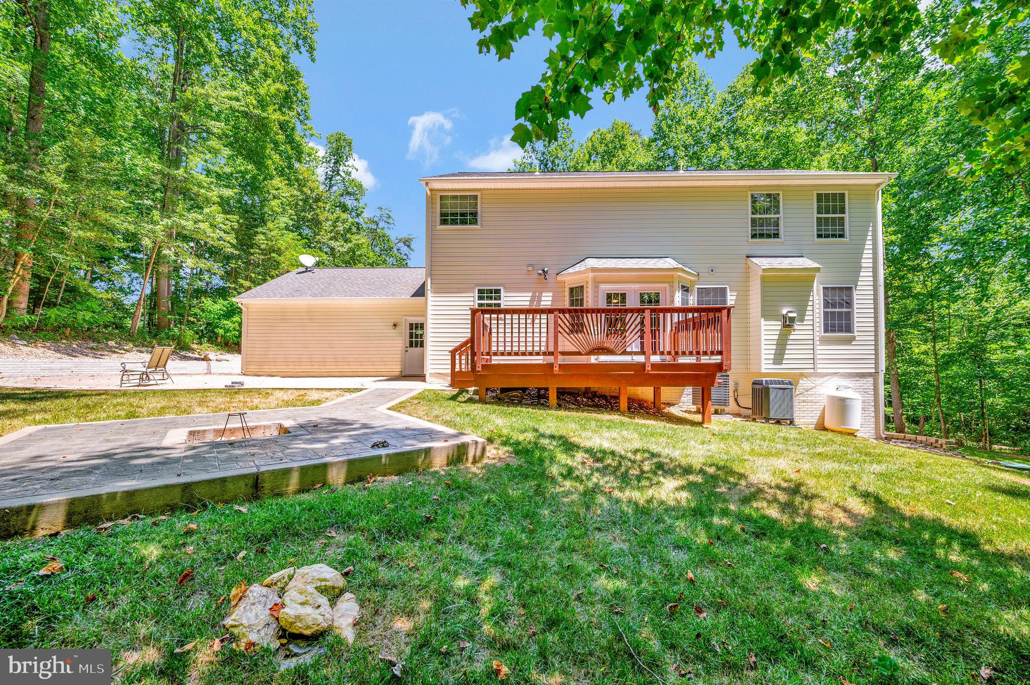 ROSE HILL FARMS - Residential