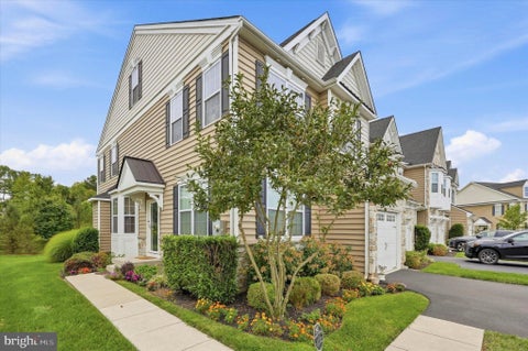 Townhouse For Sale - 311 W Boulder Drive<br/> CHALFONT, PA 18914