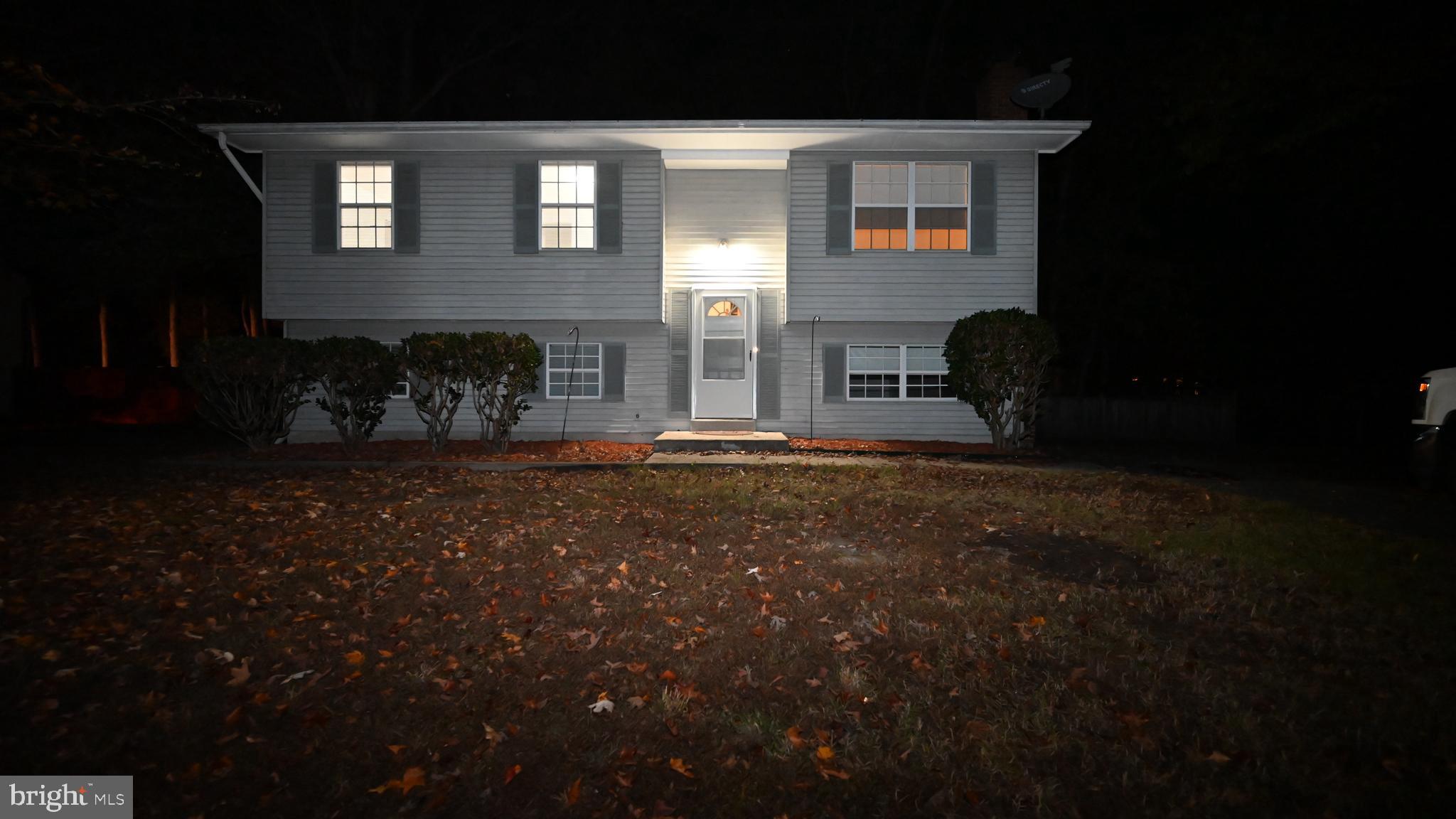 WHITE OAK VILLAGE SUB - Residential Lease