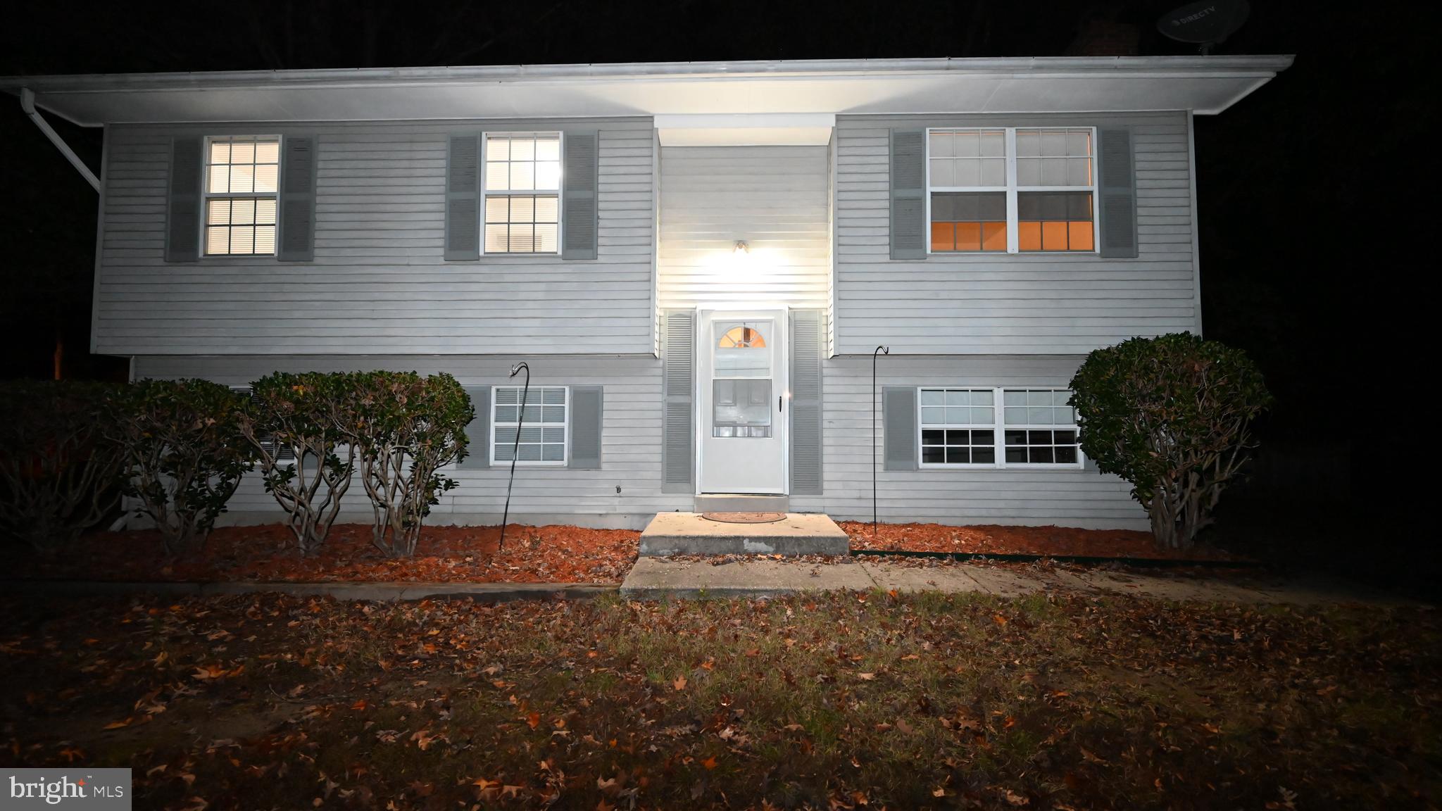 WHITE OAK VILLAGE SUB - Residential Lease