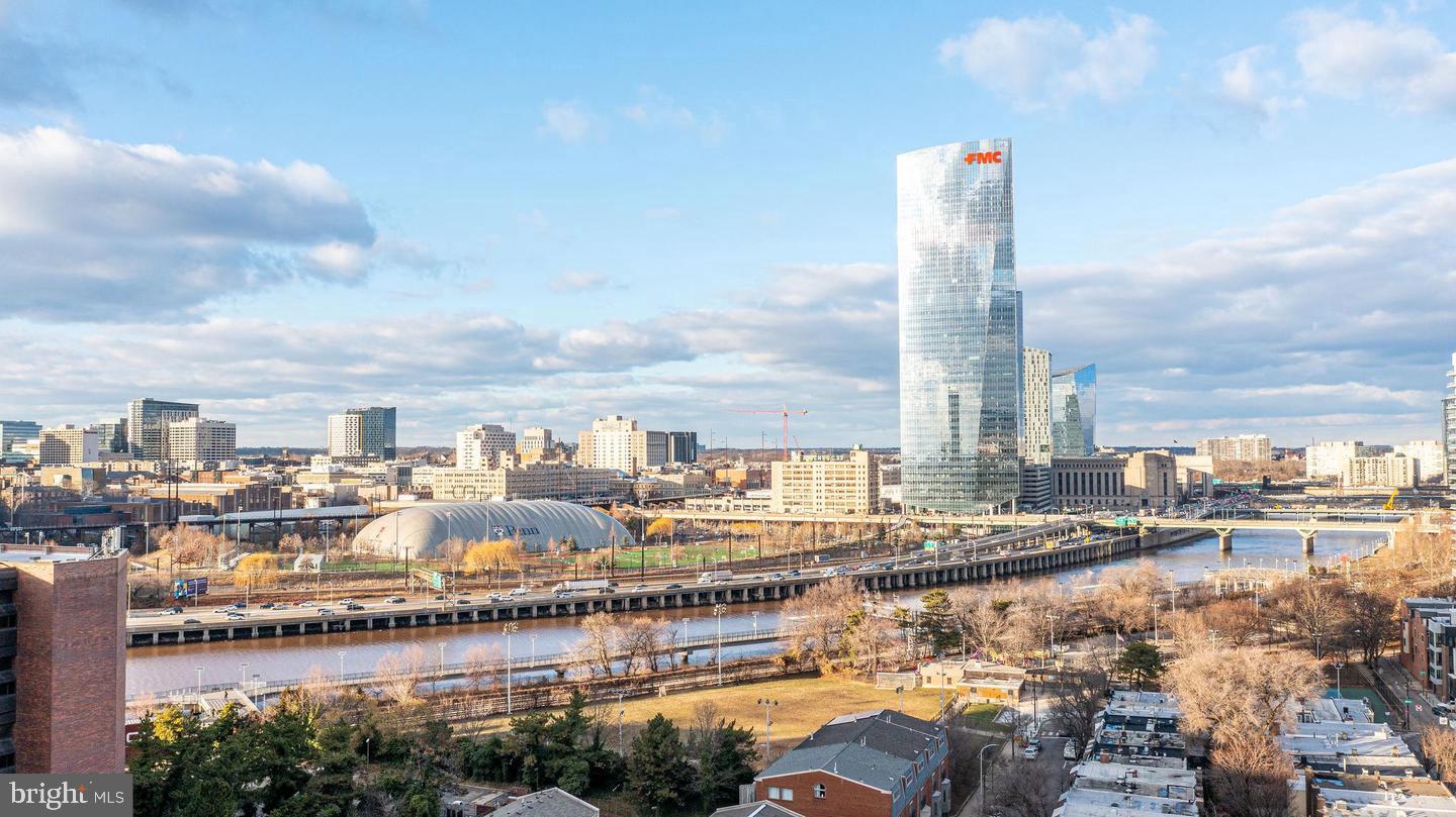 FITLER SQUARE - Residential