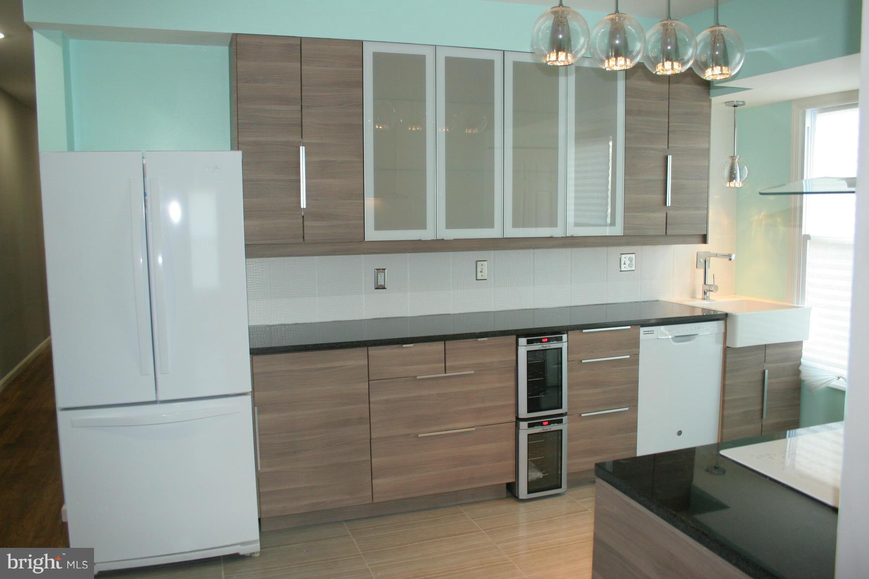 1040 6TH STREET NE 202