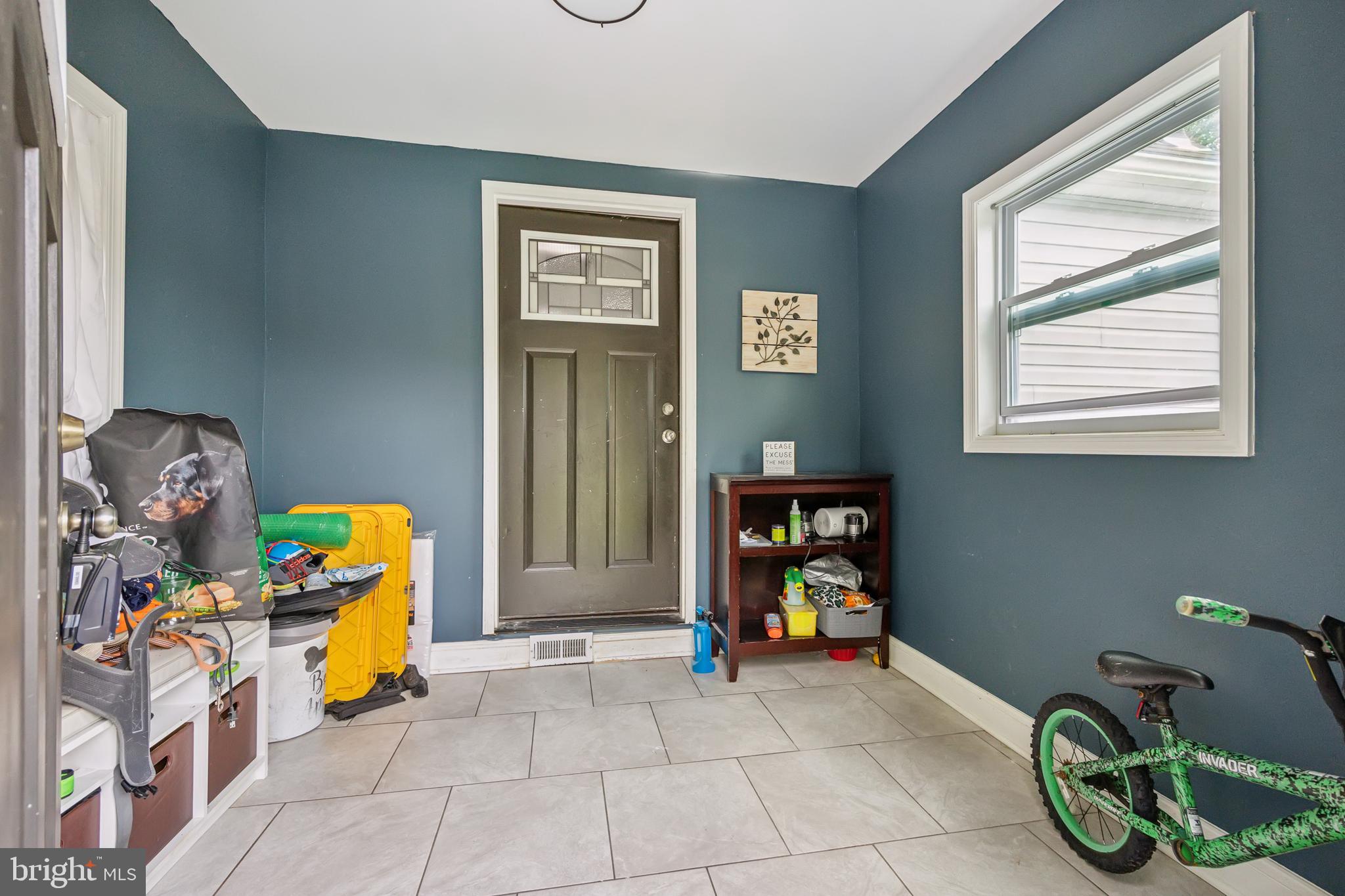 FERNDALE HEIGHTS - Residential