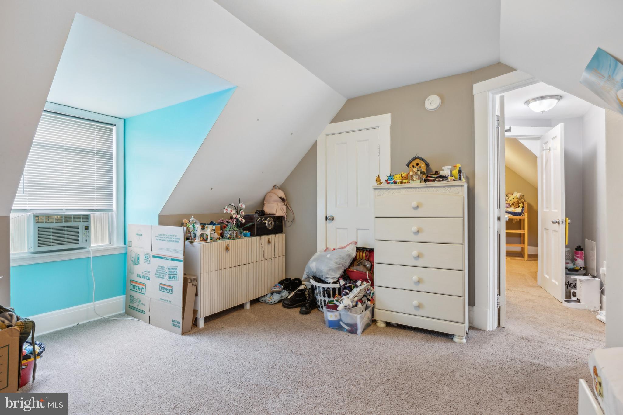 FERNDALE HEIGHTS - Residential