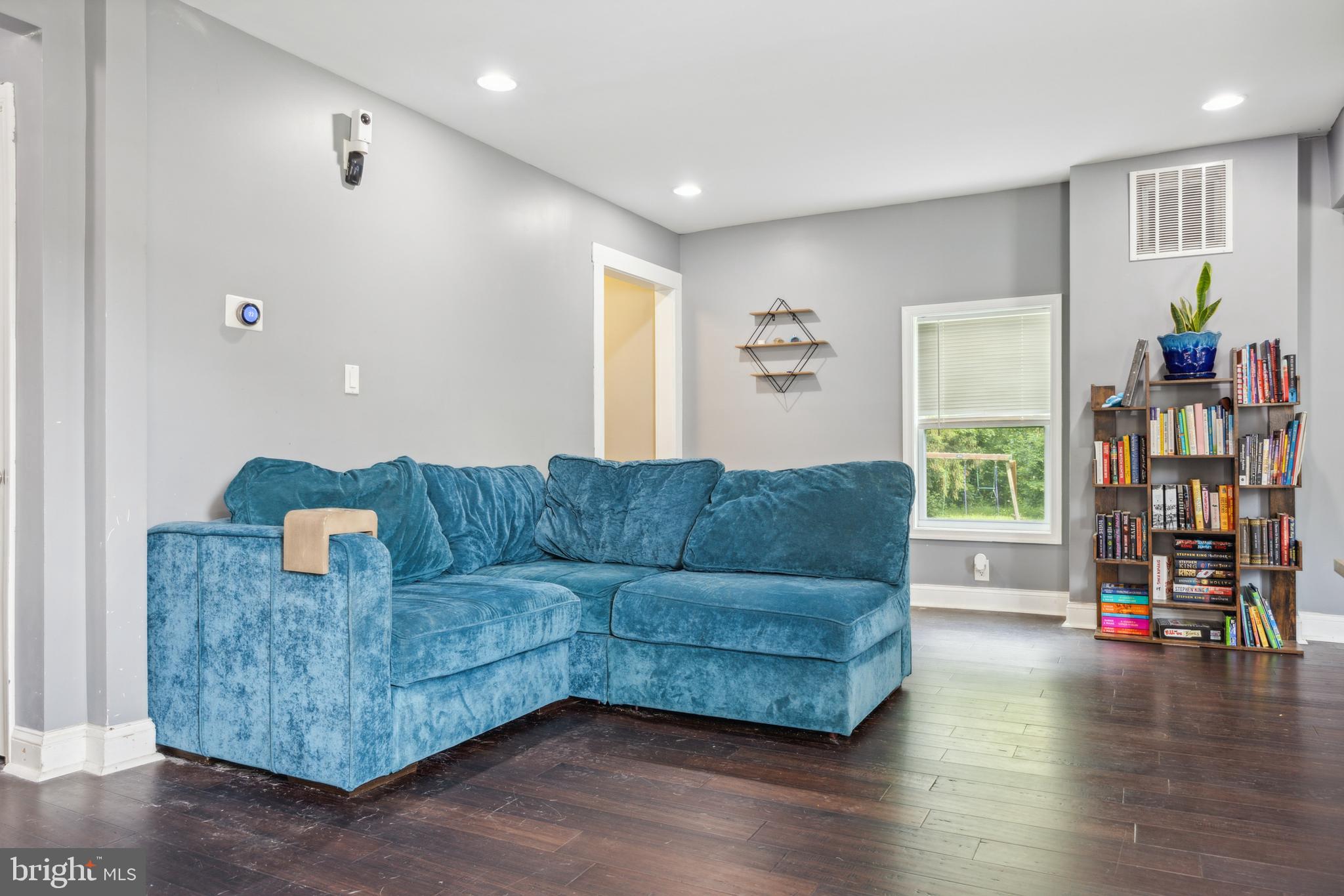 FERNDALE HEIGHTS - Residential