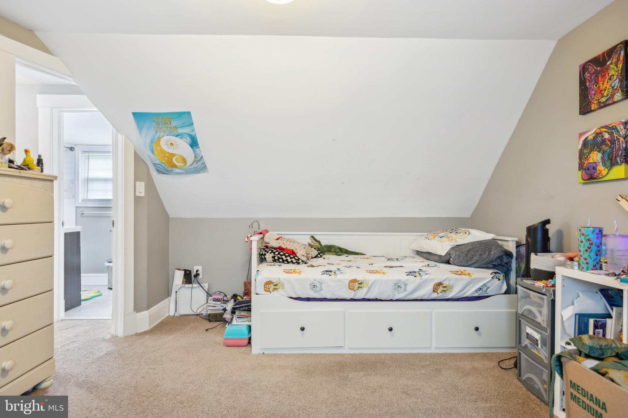 FERNDALE HEIGHTS - Residential