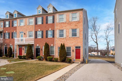 634 KEELY COURT PHILADELPHIA PA 19128