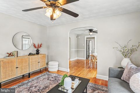 Tiny photo for 7 S George Street, MECHANICSBURG, PA 17055 (MLS # PACB2050466)