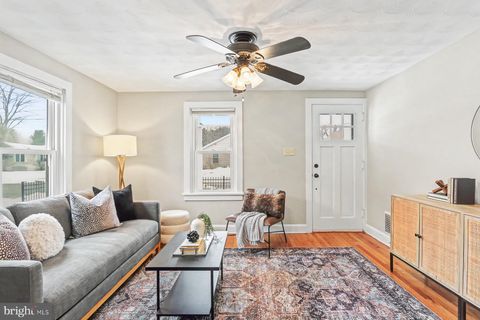 Tiny photo for 7 S George Street, MECHANICSBURG, PA 17055 (MLS # PACB2050466)