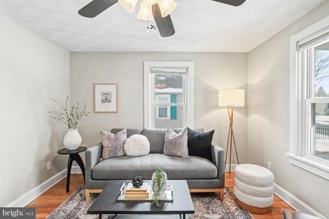 Tiny photo for 7 S George Street, MECHANICSBURG, PA 17055 (MLS # PACB2050466)