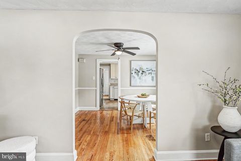 Tiny photo for 7 S George Street, MECHANICSBURG, PA 17055 (MLS # PACB2050466)