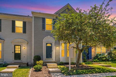 Townhouse For Sale - 540 Currant Terrace<br/> LEESBURG, VA 20176