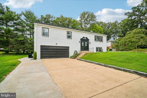 Photo of 6234 Old Telegraph Road, ALEXANDRIA, VA 22310 (MLS # VAFX2337548)