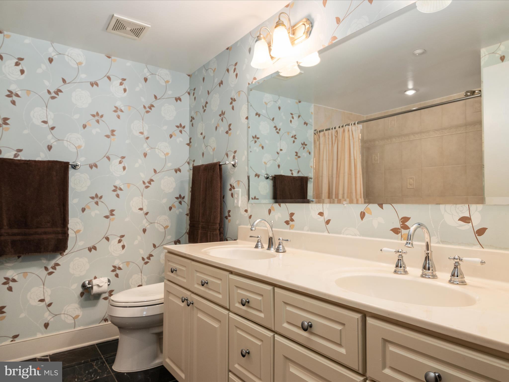 PARK PLACE - Residential Lease