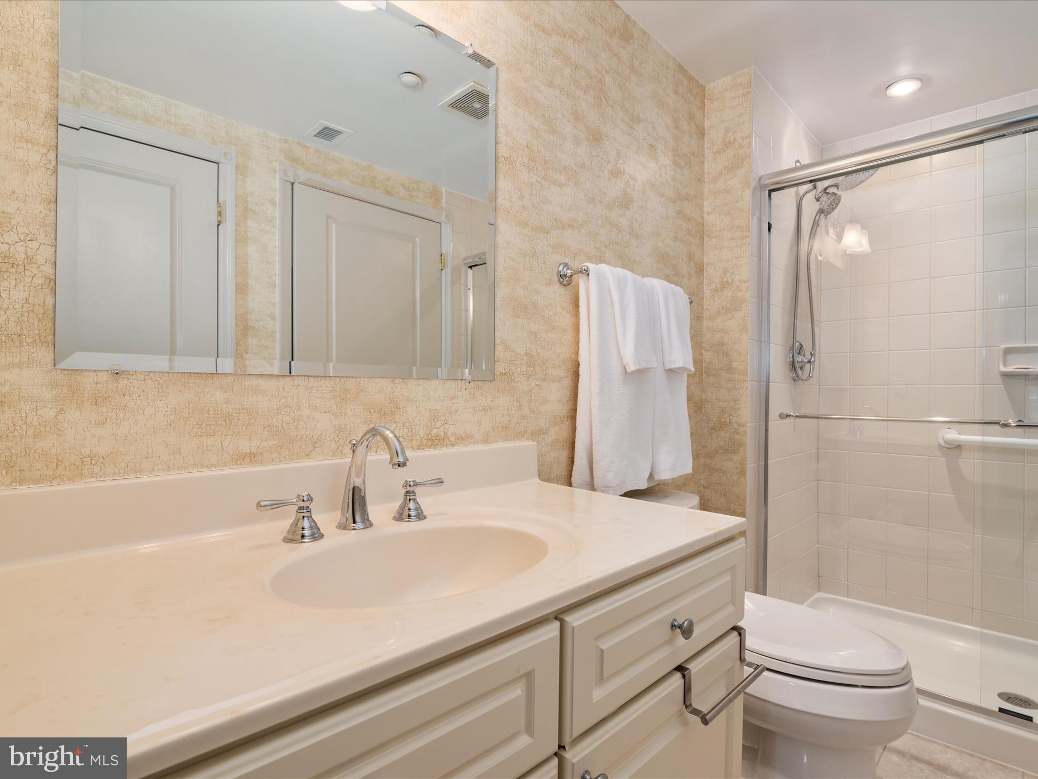 PARK PLACE - Residential Lease