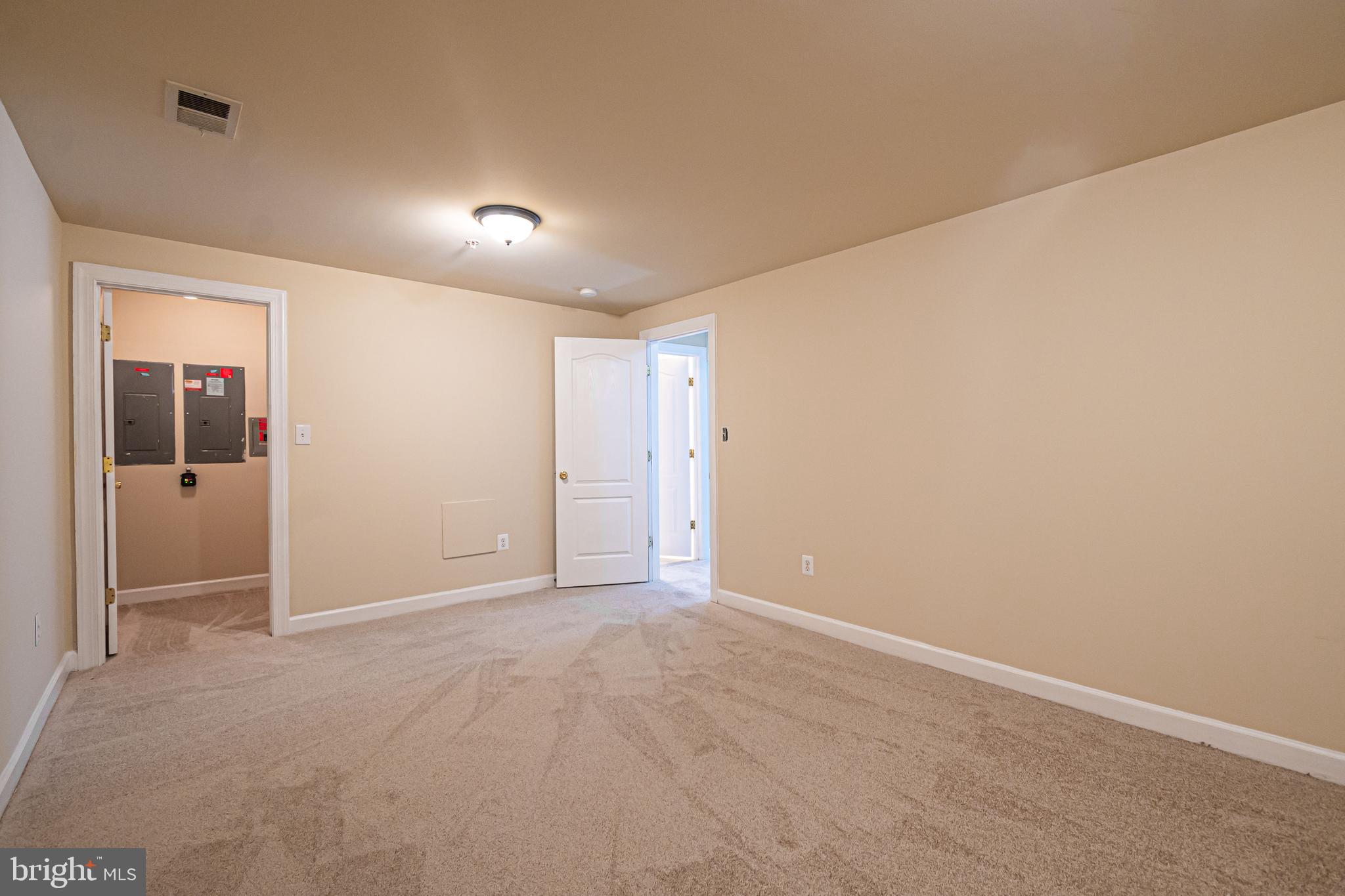 WOODYARD ESTATES - Residential