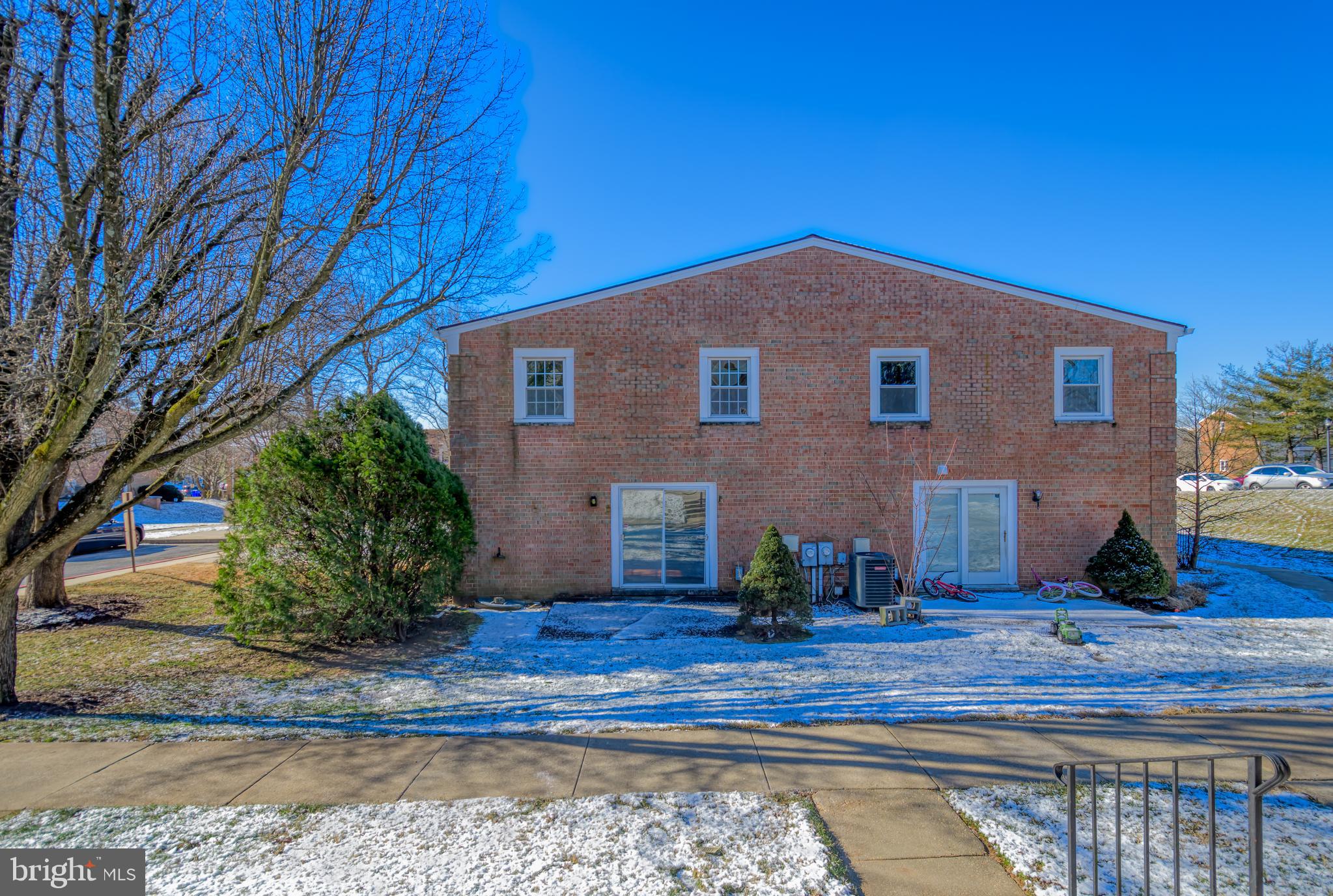 WHISKEY BOTTOM - Residential