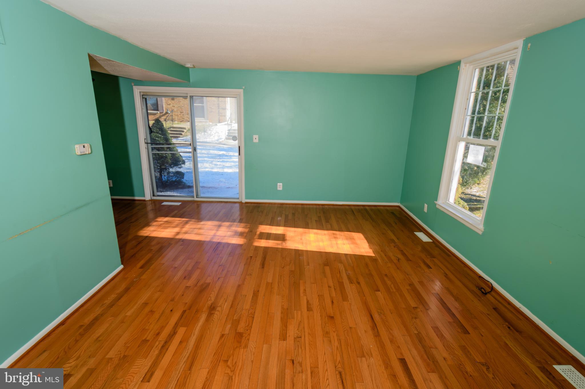 WHISKEY BOTTOM - Residential