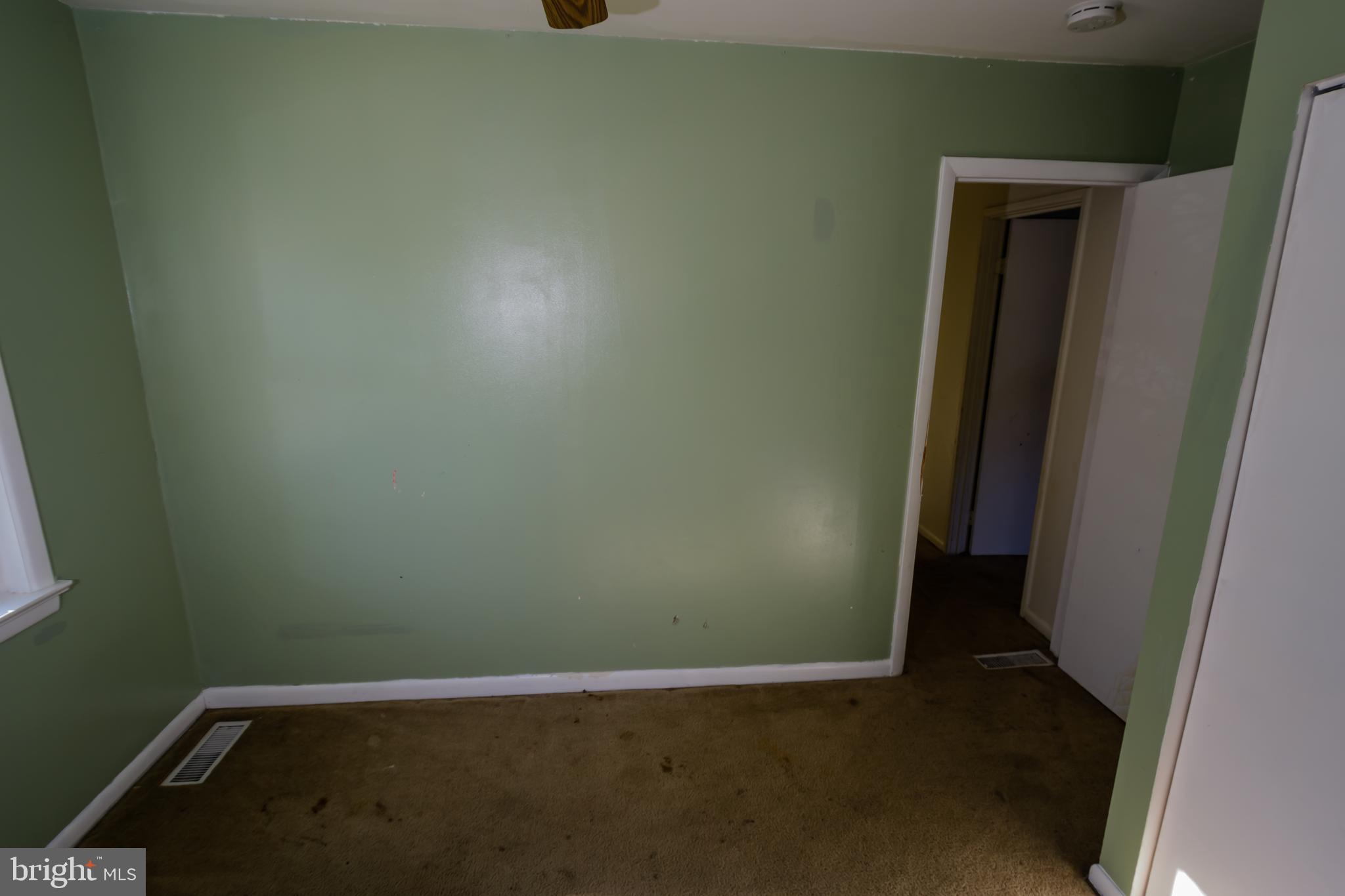 WHISKEY BOTTOM - Residential