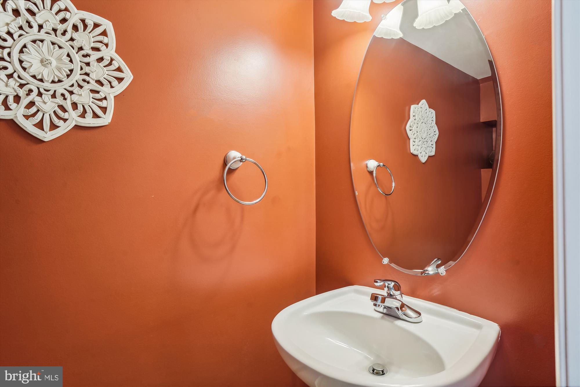 NORTH CROSSING - Residential Lease