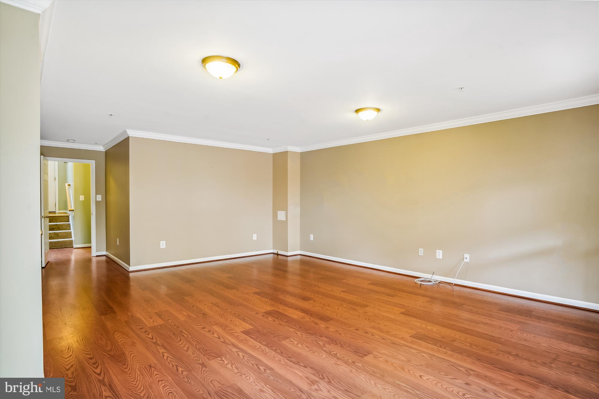 NORTH CROSSING - Residential Lease