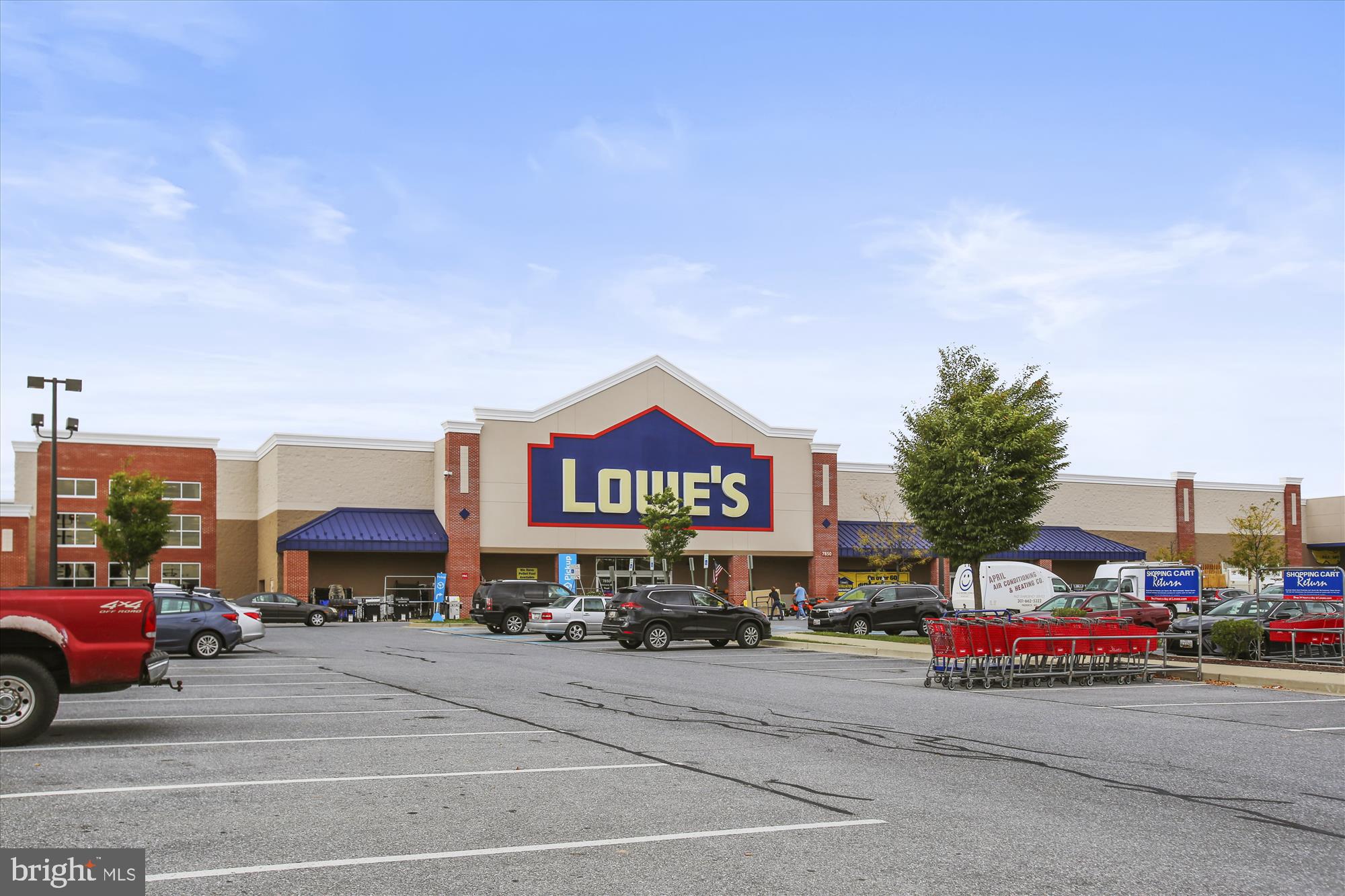 NORTH CROSSING - Residential Lease