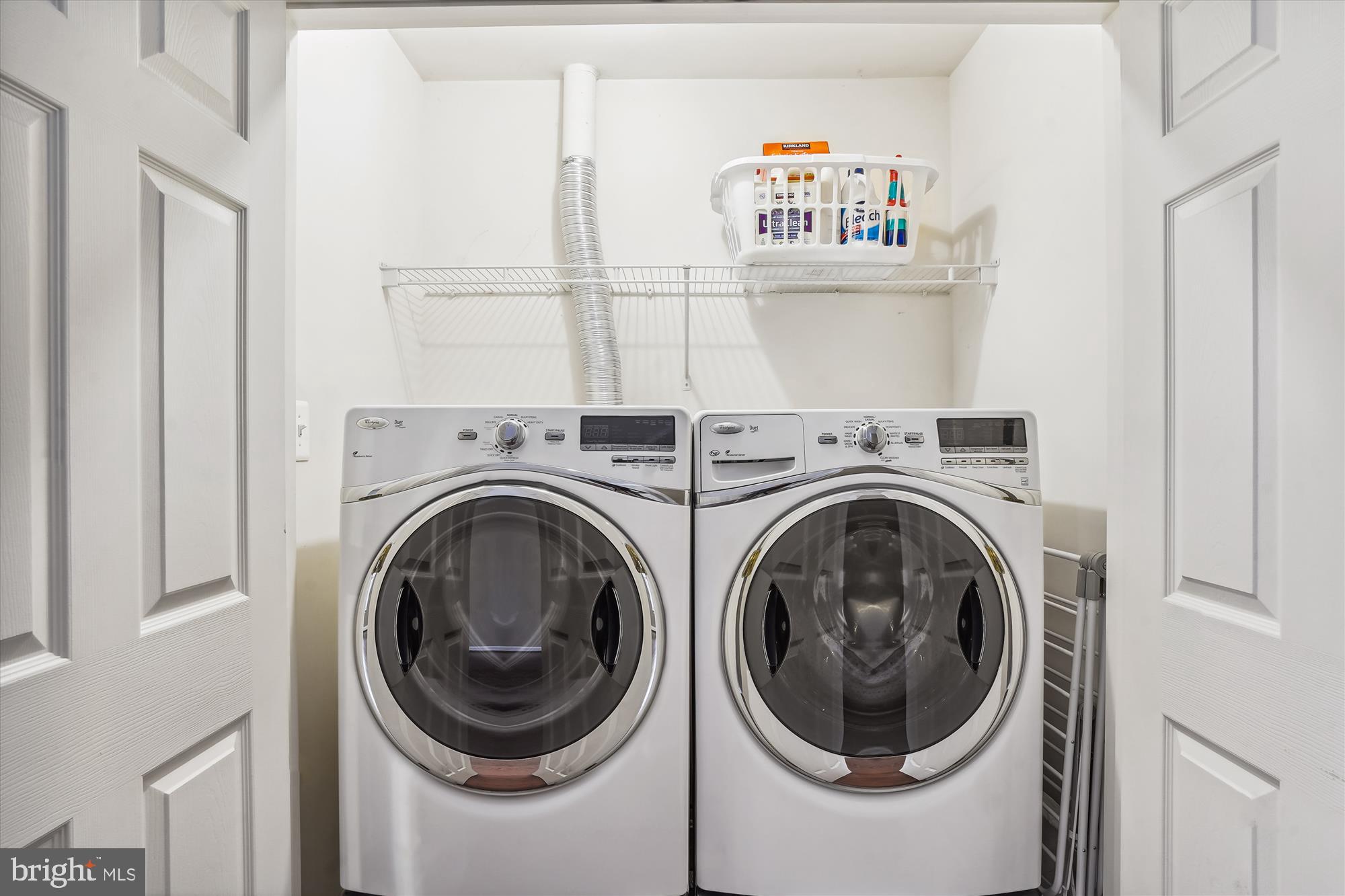 NORTH CROSSING - Residential Lease