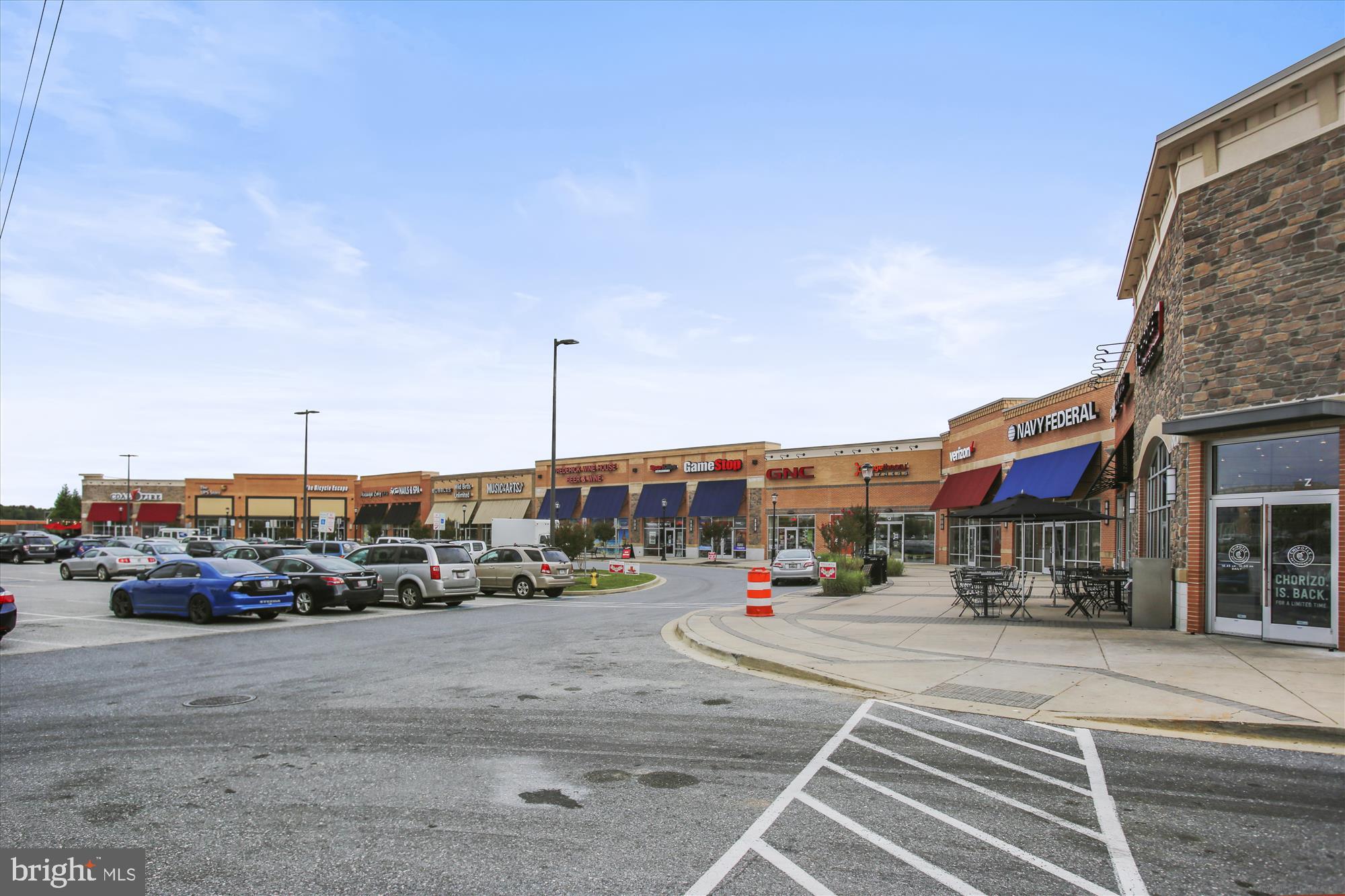 NORTH CROSSING - Residential Lease