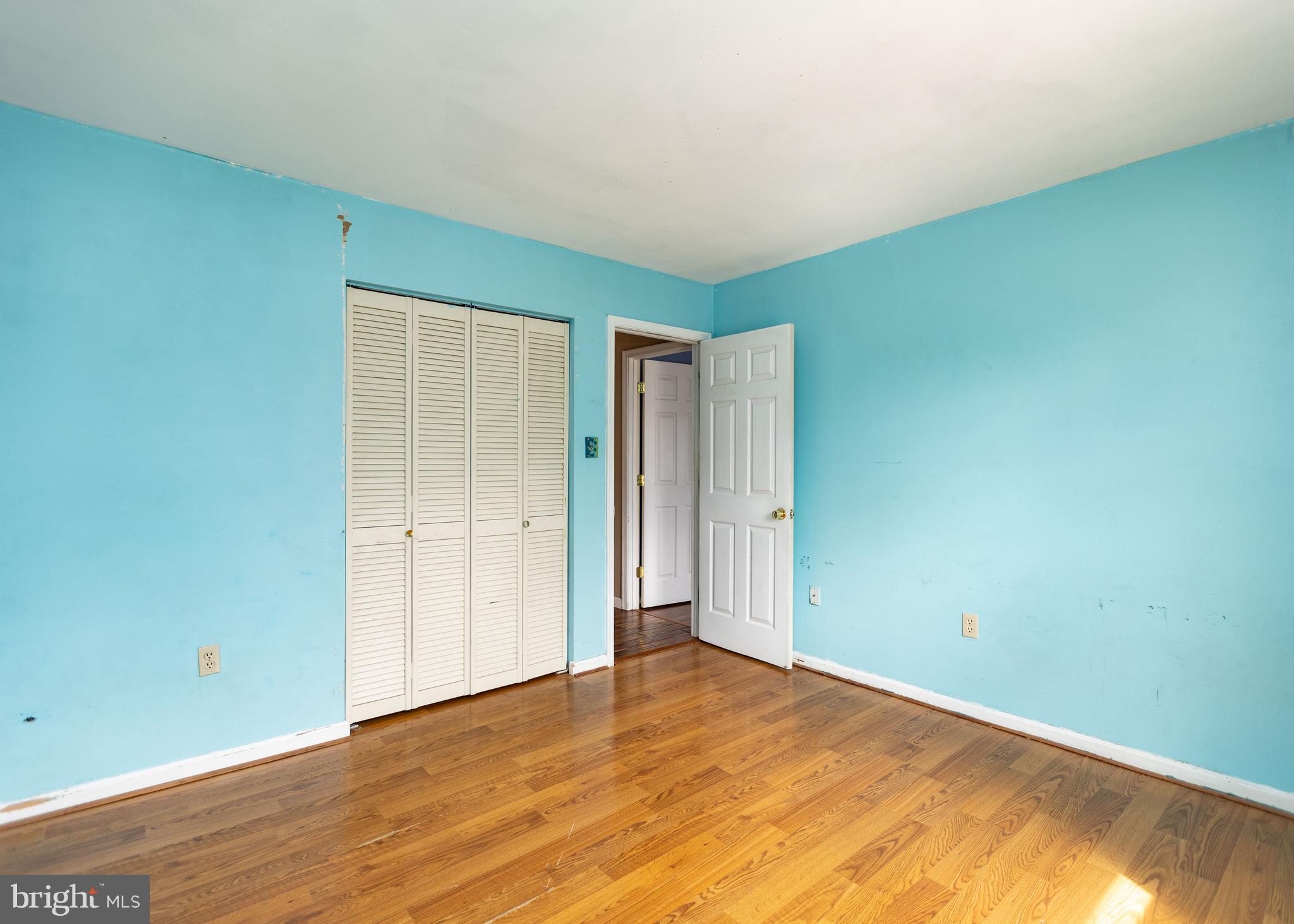 IVY SPRING TERRACE - Residential