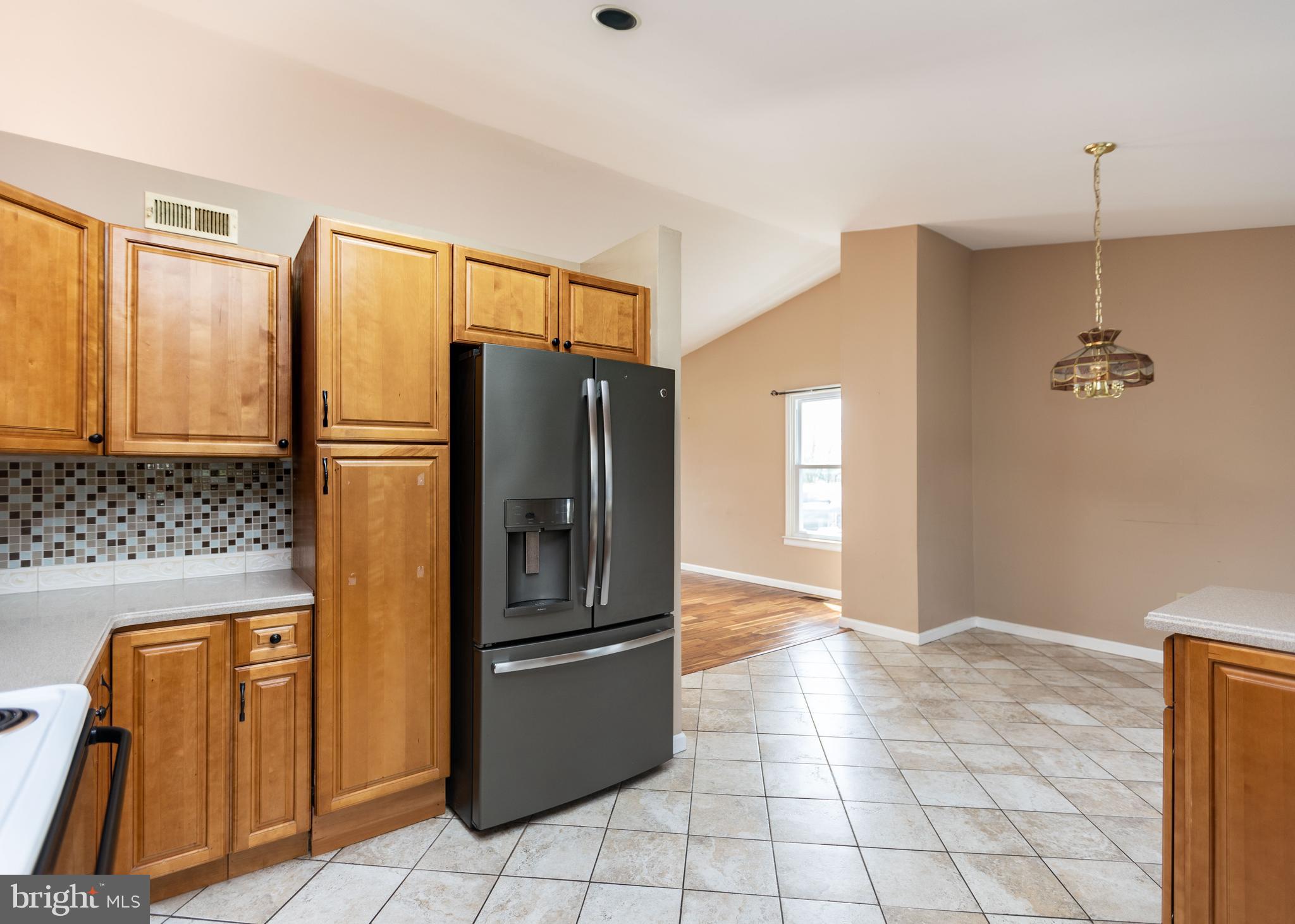 IVY SPRING TERRACE - Residential