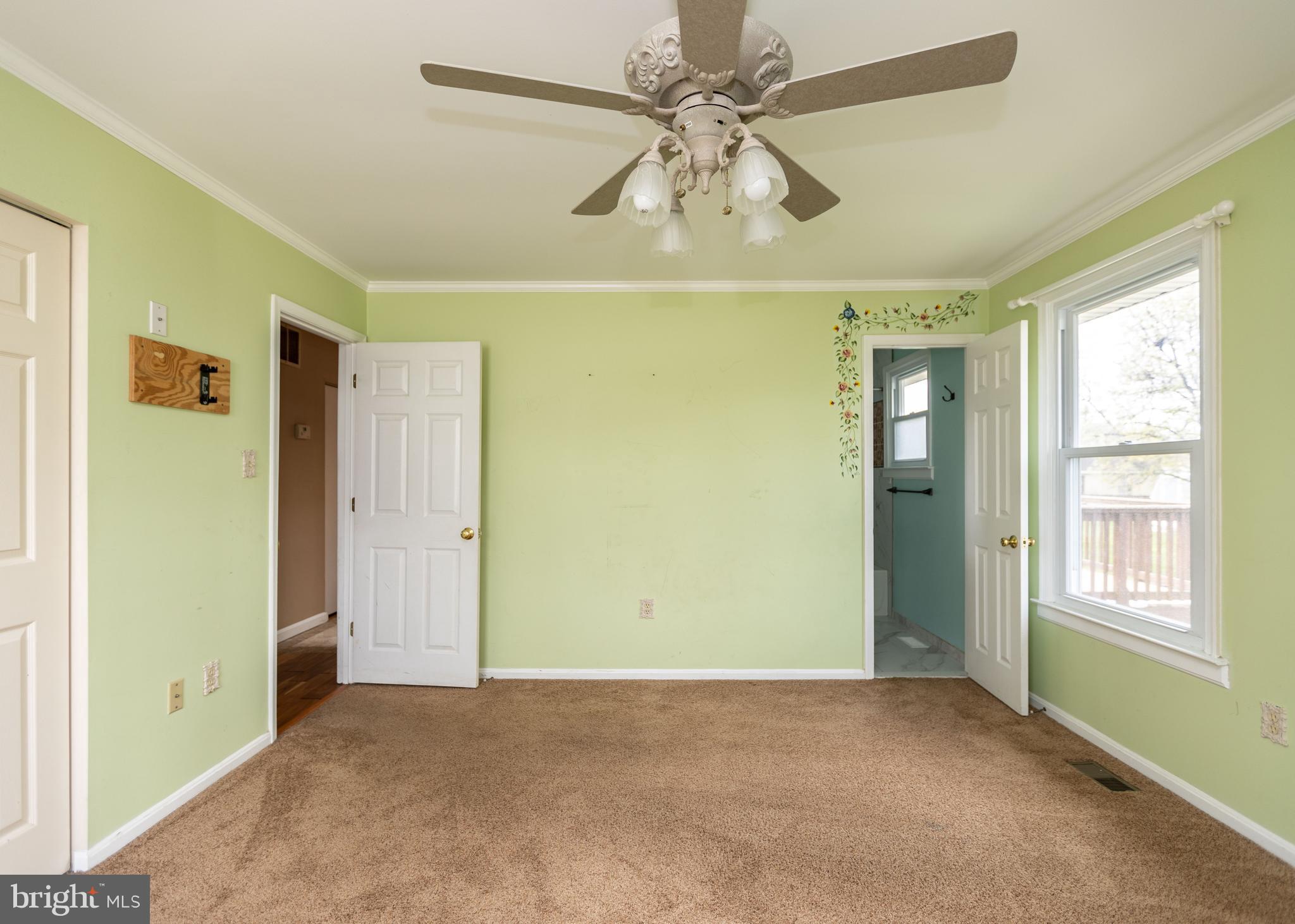 IVY SPRING TERRACE - Residential