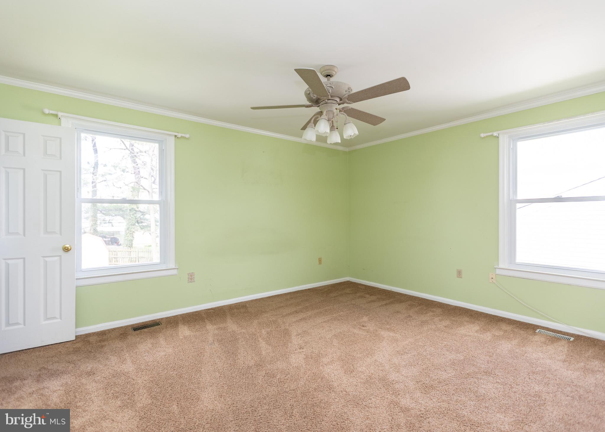 IVY SPRING TERRACE - Residential