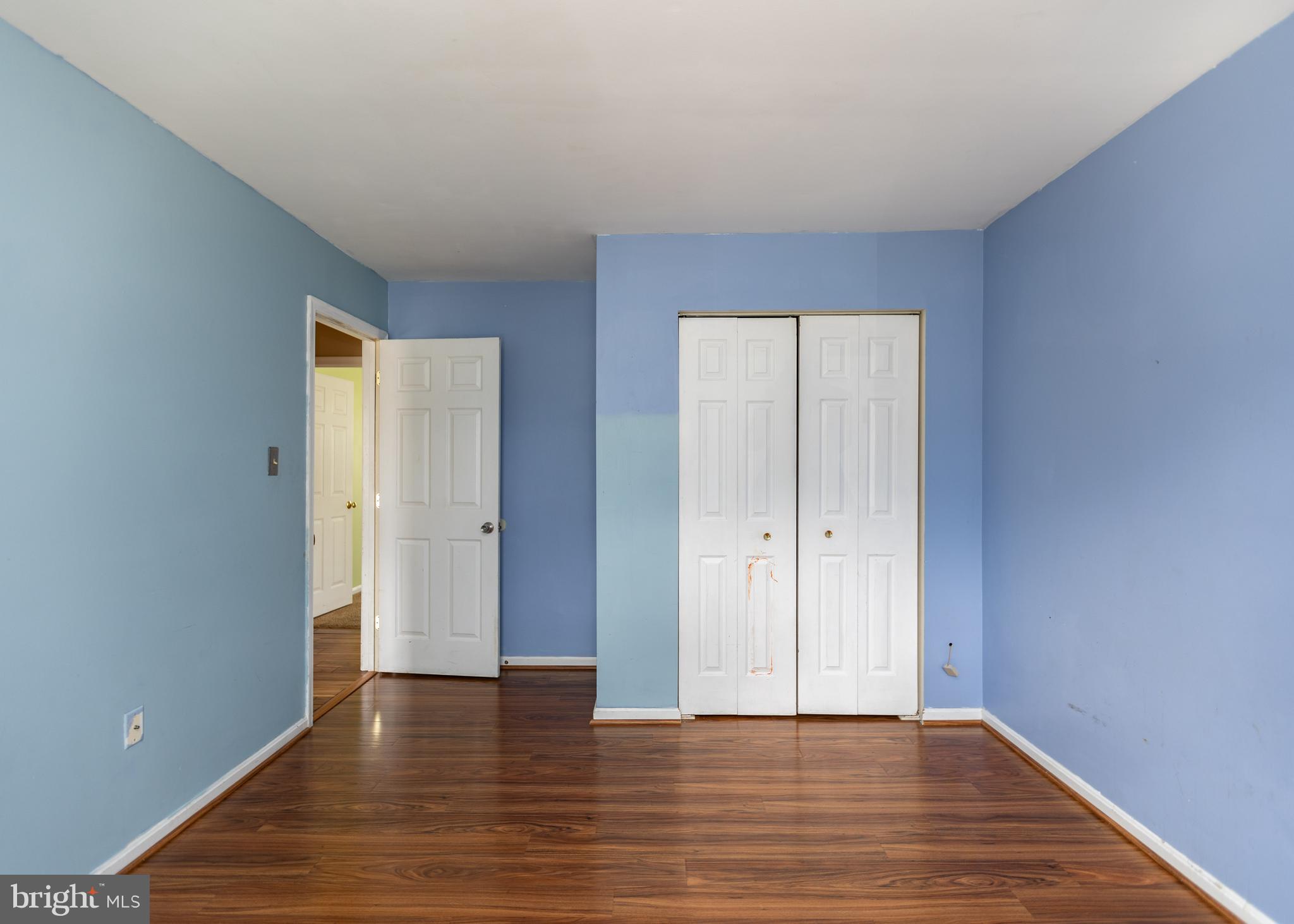 IVY SPRING TERRACE - Residential